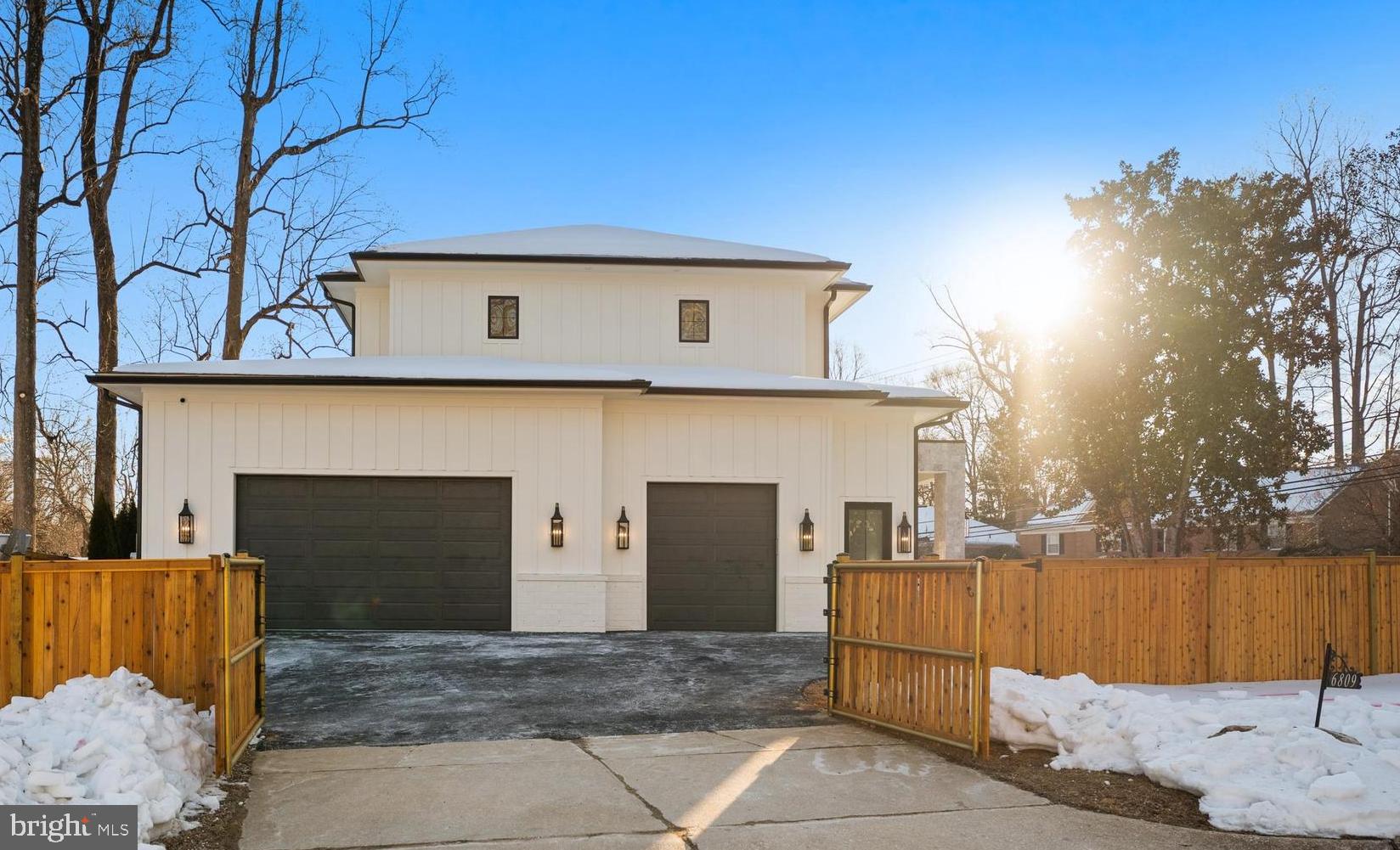 KENWOOD PARK - Residential