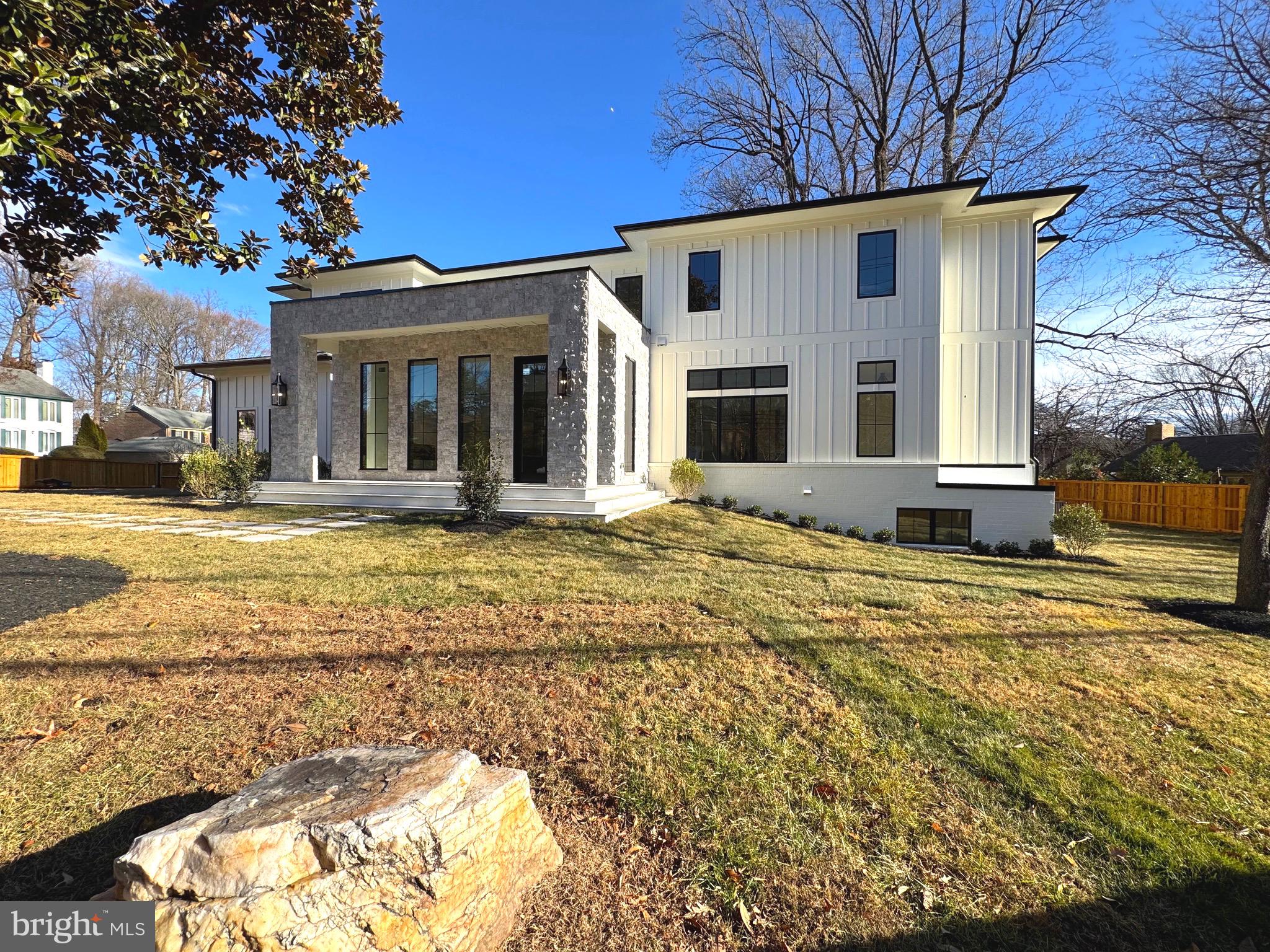 KENWOOD PARK - Residential