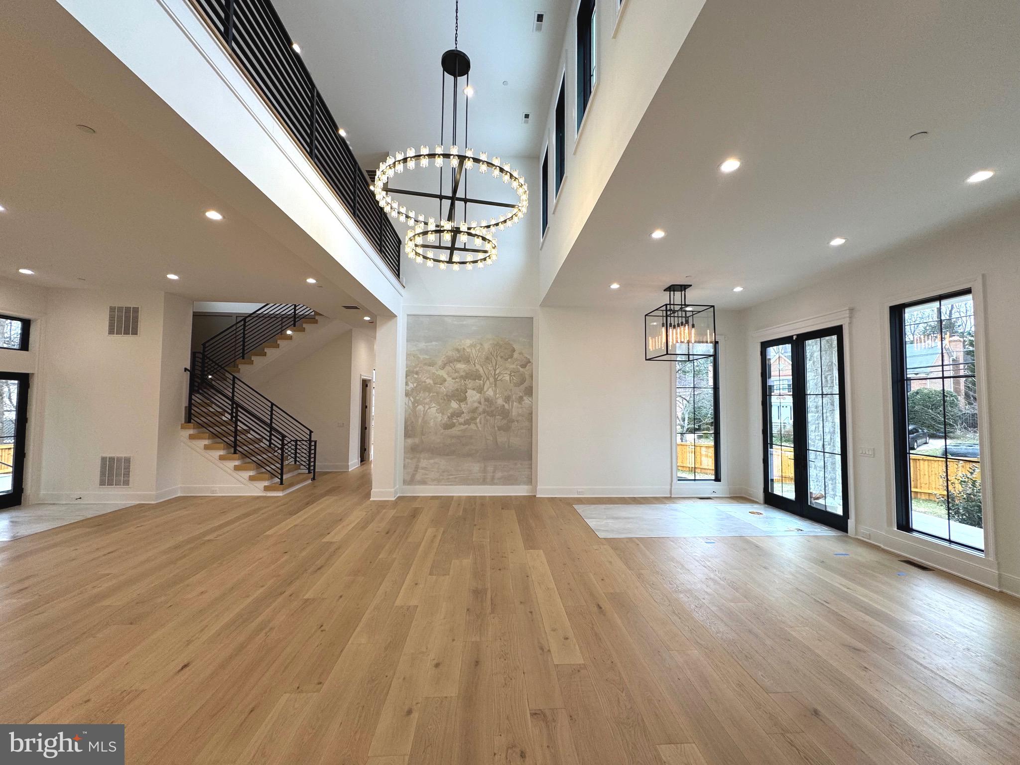 KENWOOD PARK - Residential