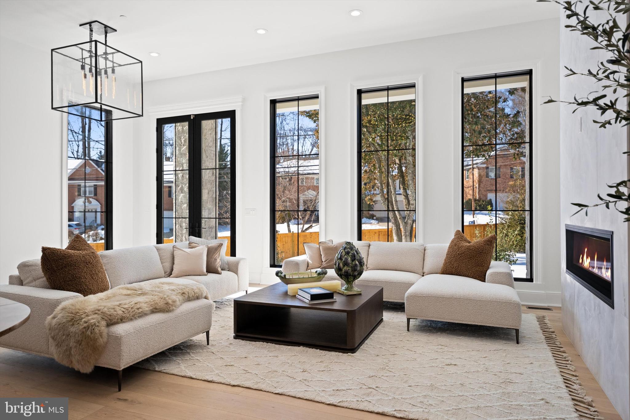 KENWOOD PARK - Residential