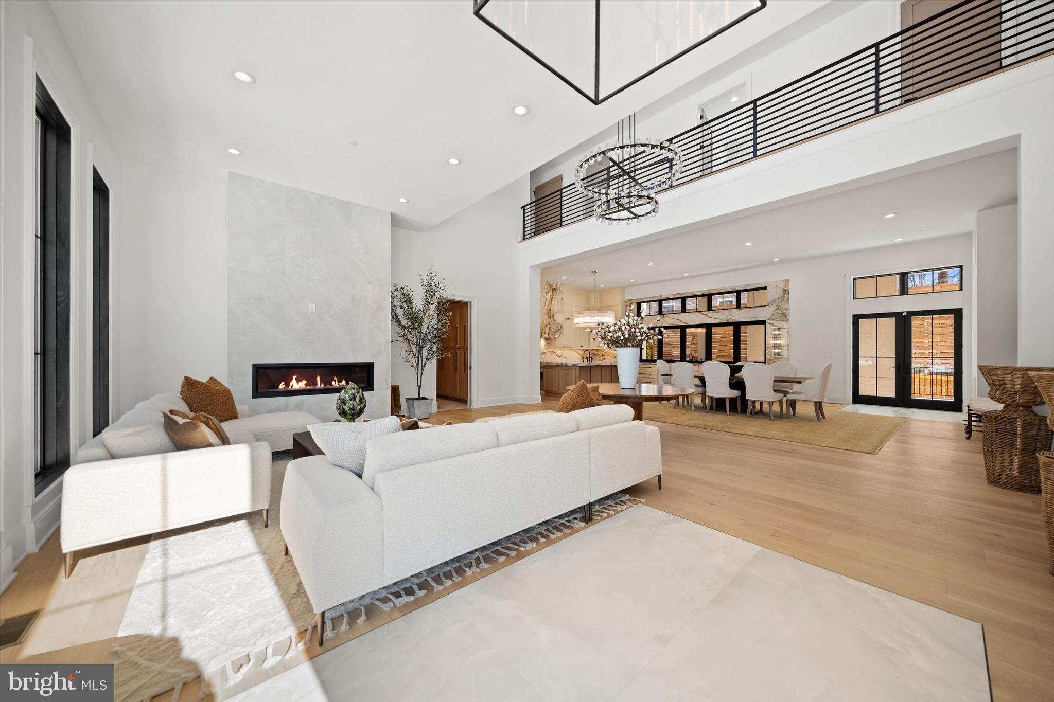 KENWOOD PARK - Residential