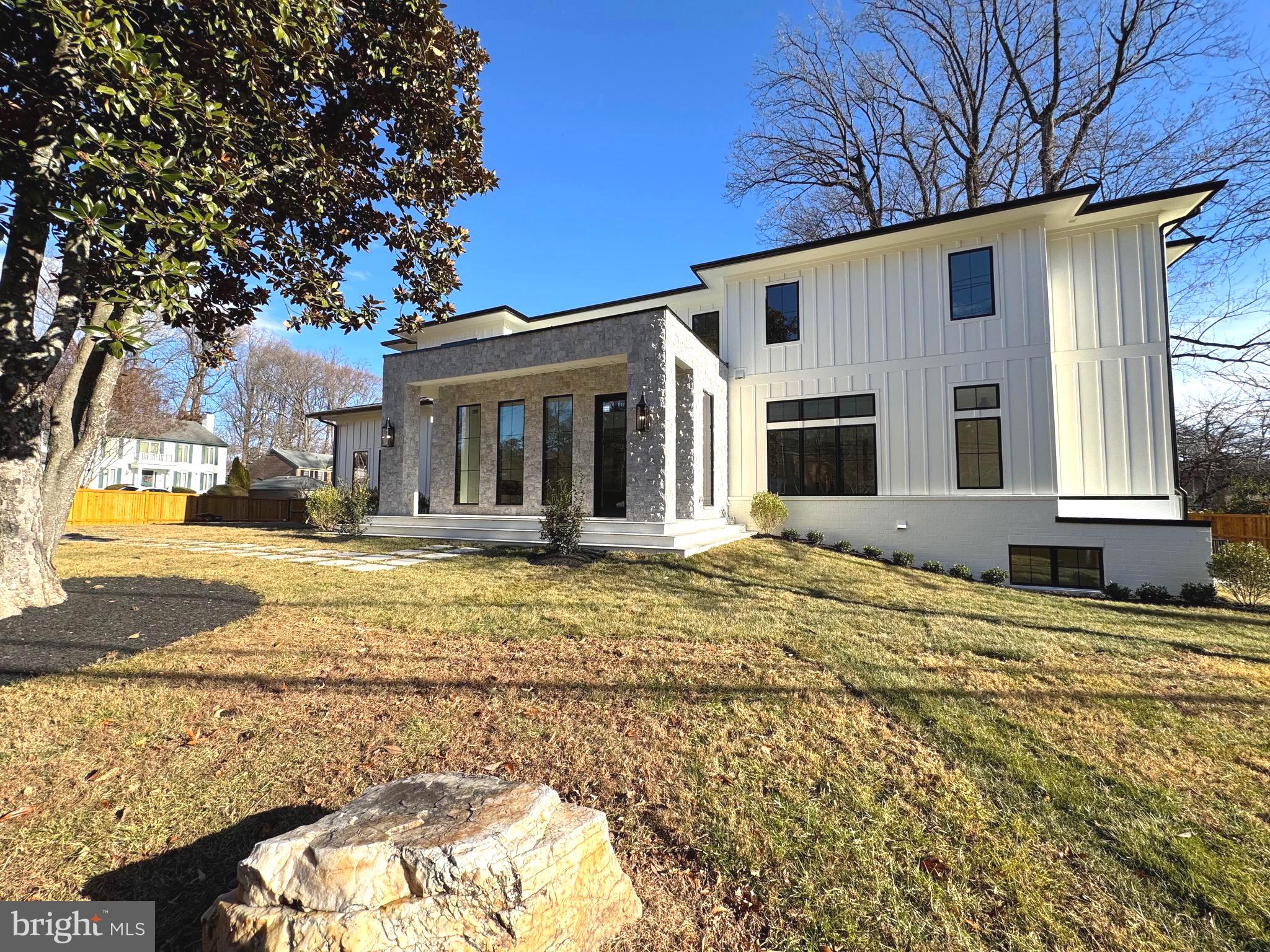 KENWOOD PARK - Residential