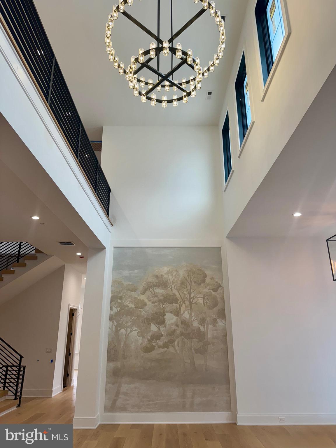 6809 WHITTIER BOULEVARD