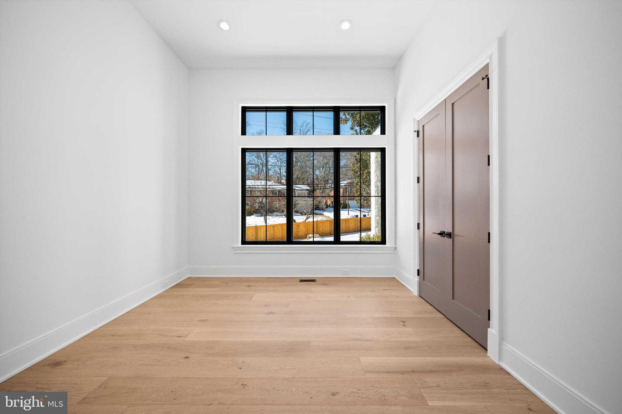 KENWOOD PARK - Residential