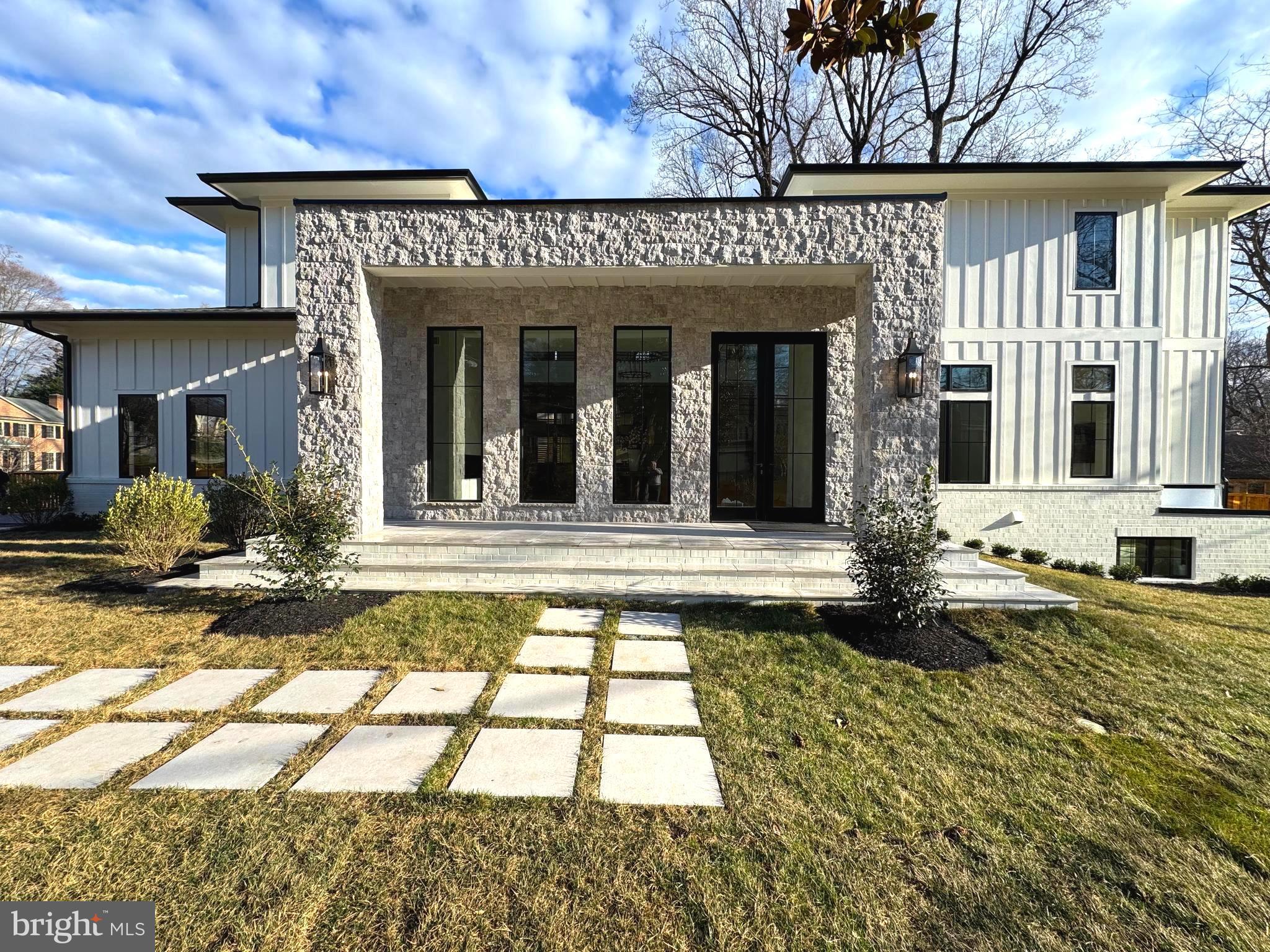 KENWOOD PARK - Residential