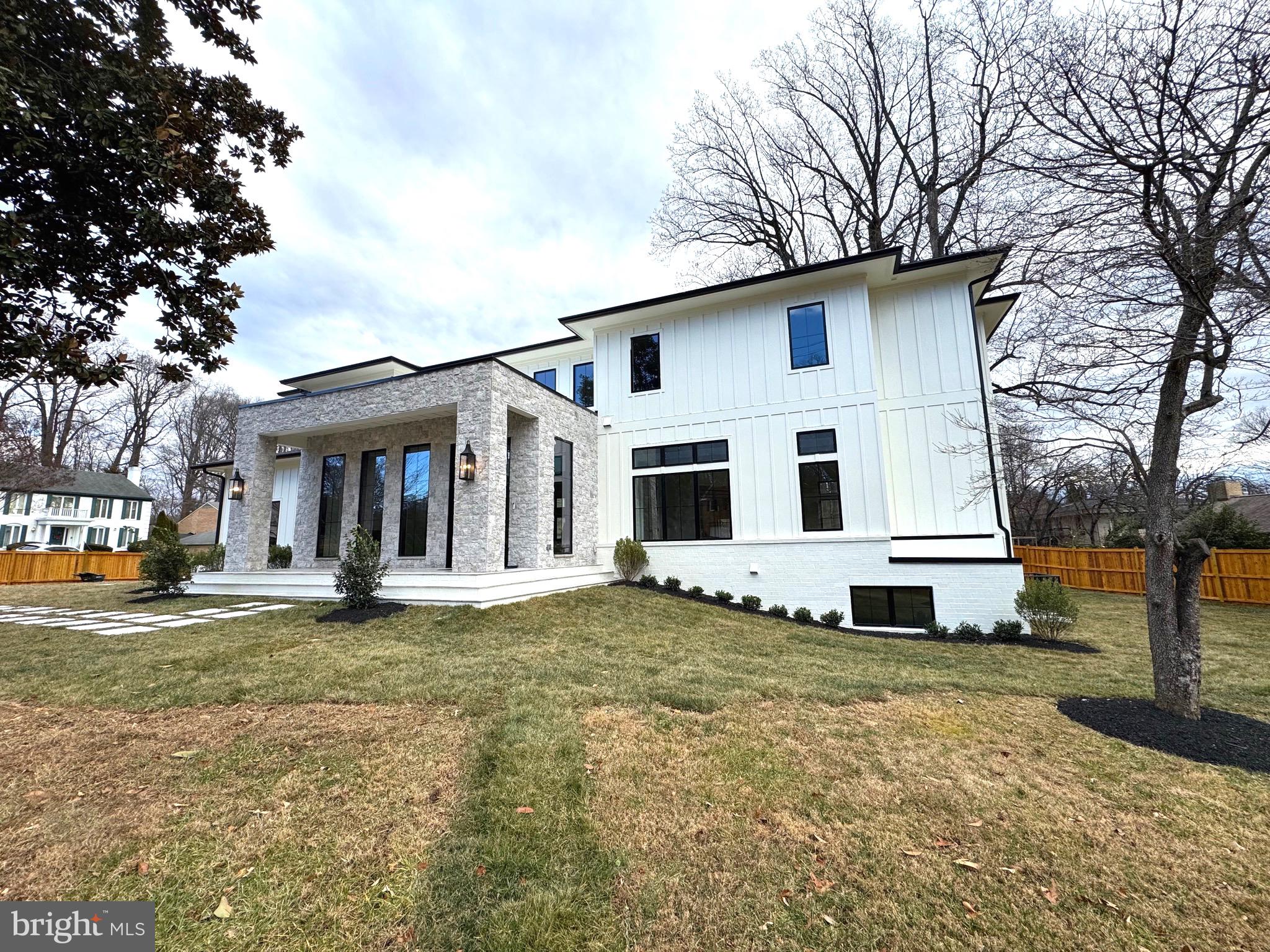 KENWOOD PARK - Residential