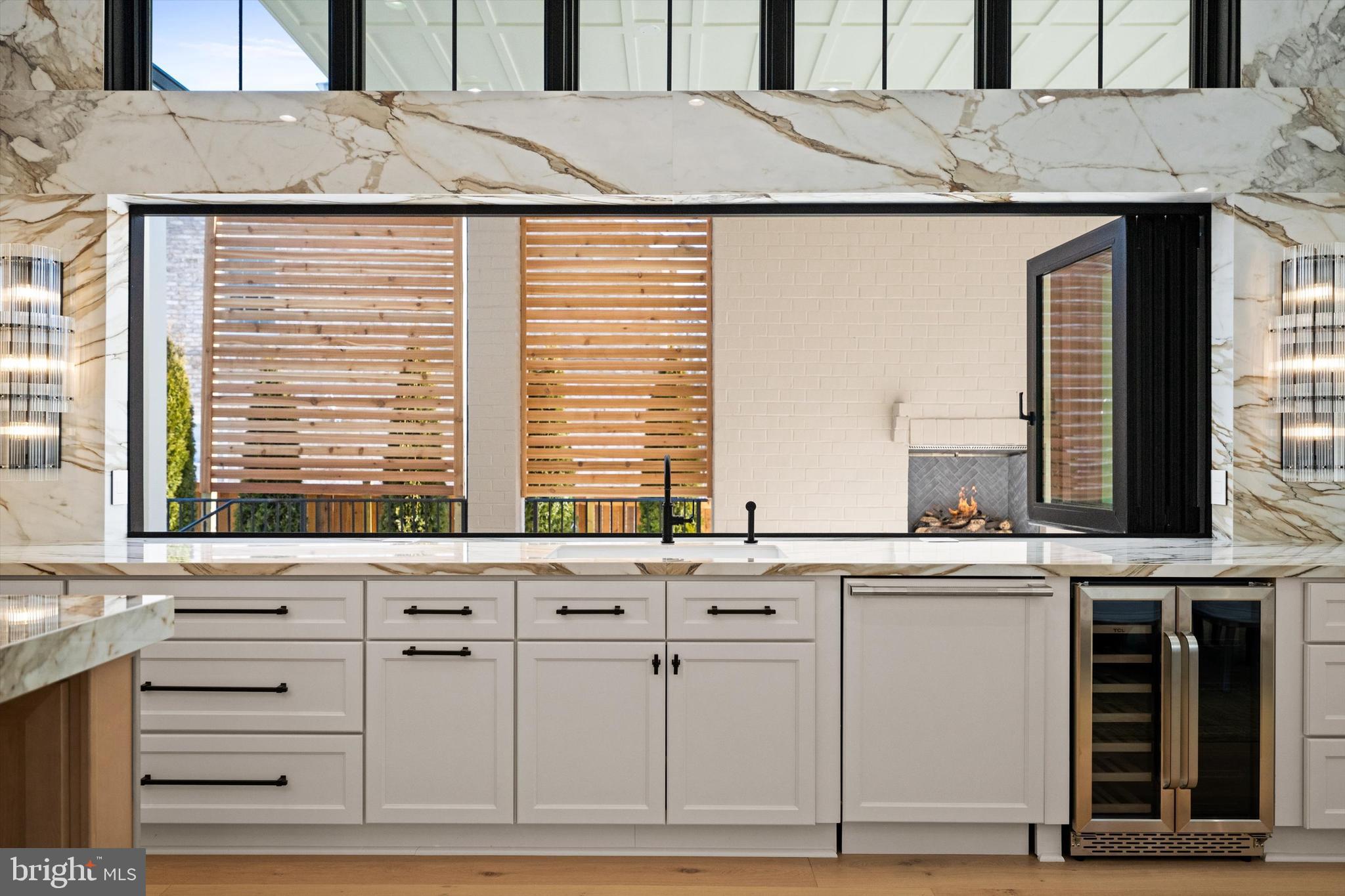 KENWOOD PARK - Residential