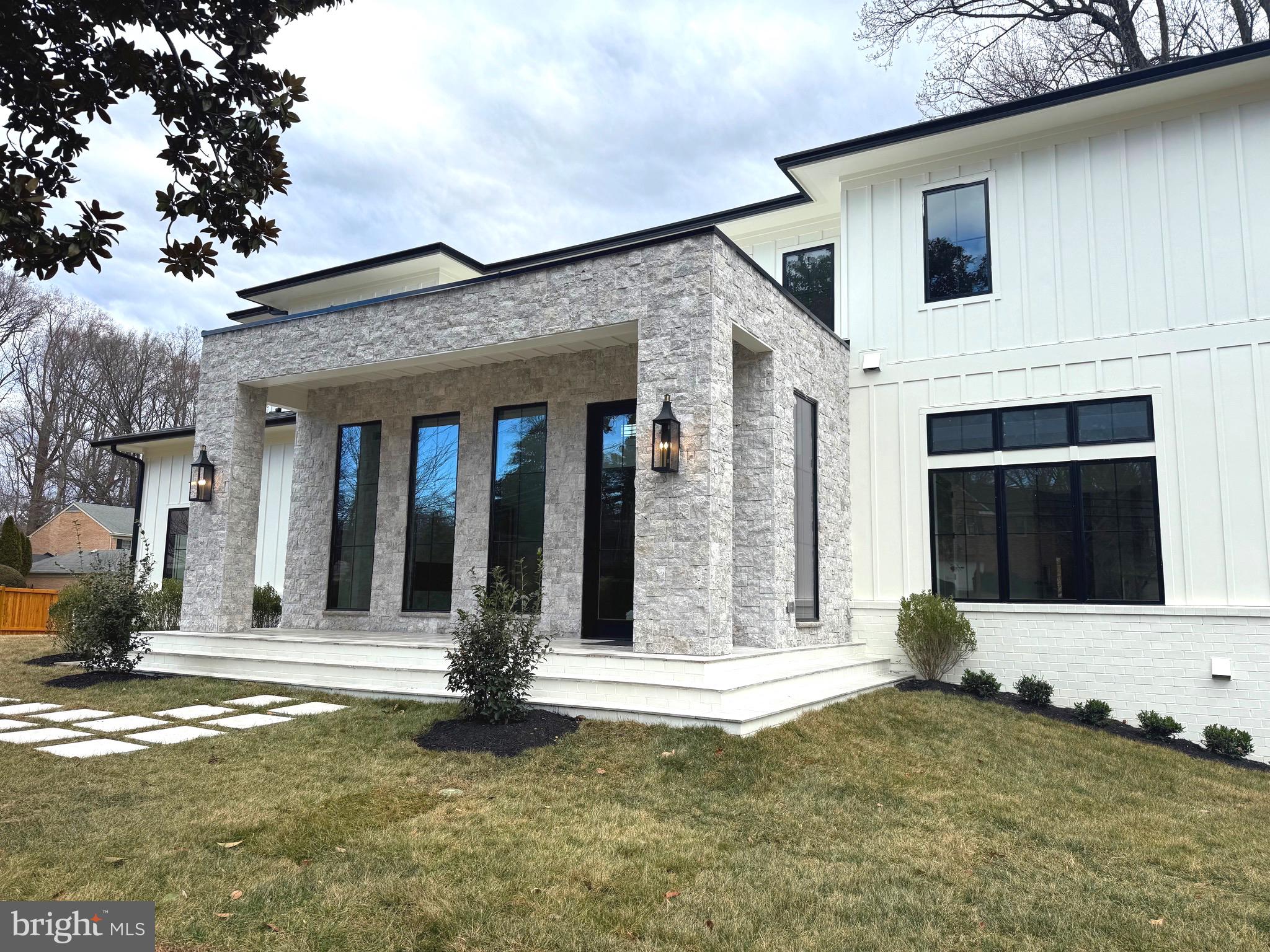 KENWOOD PARK - Residential