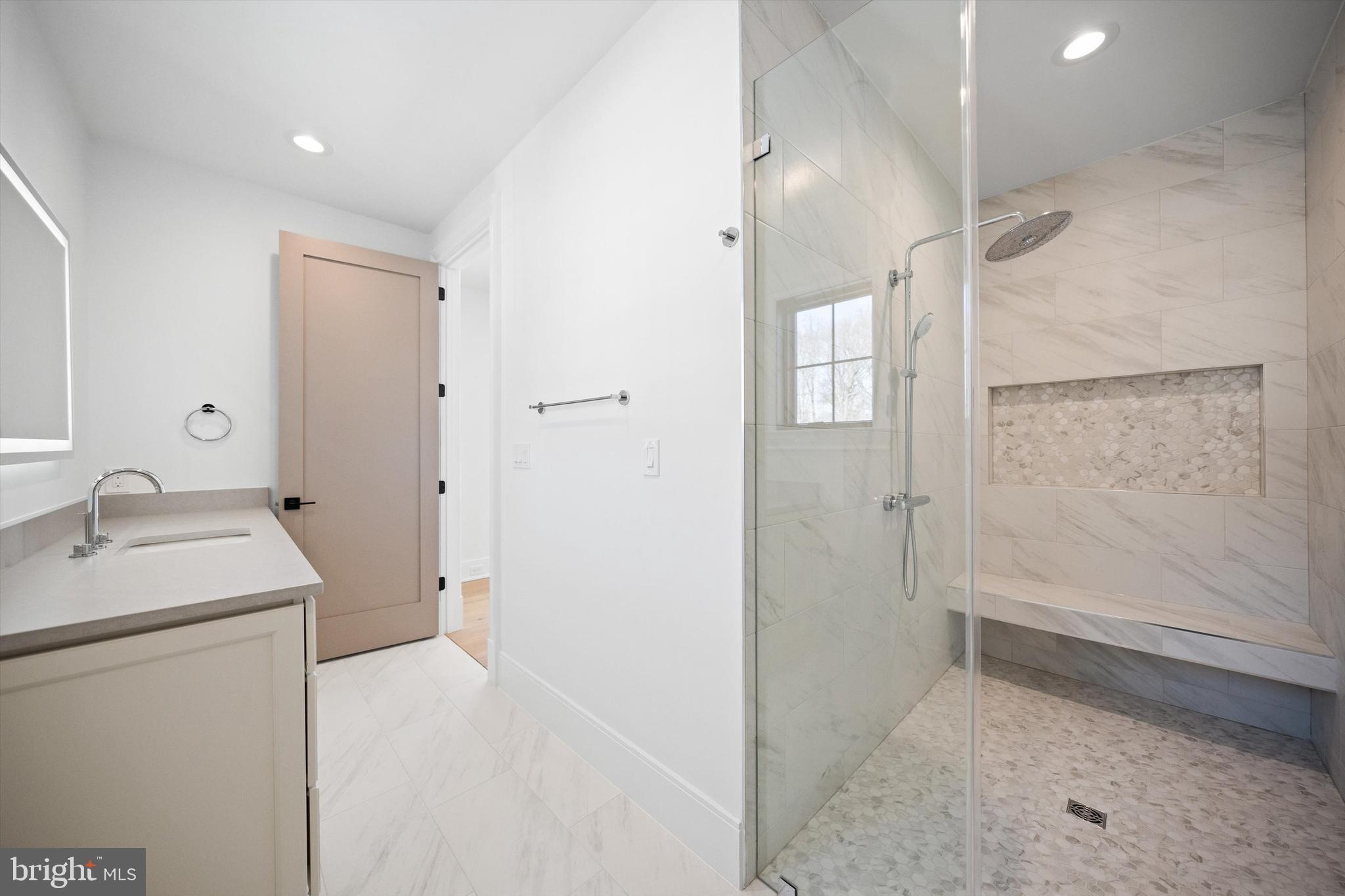 KENWOOD PARK - Residential