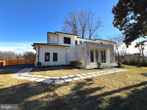 6809 WHITTIER BOULEVARD BETHESDA MD 20817