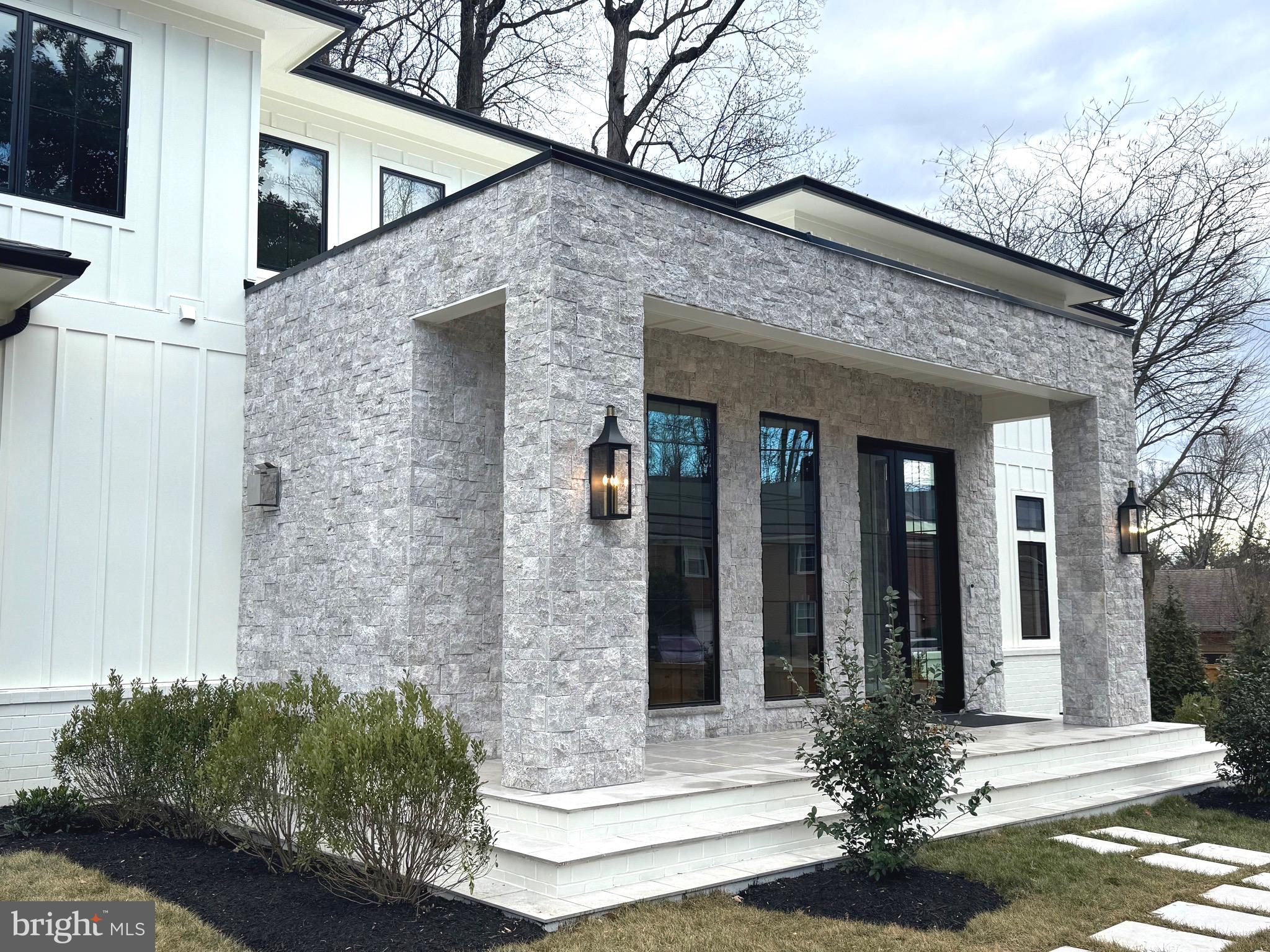 KENWOOD PARK - Residential