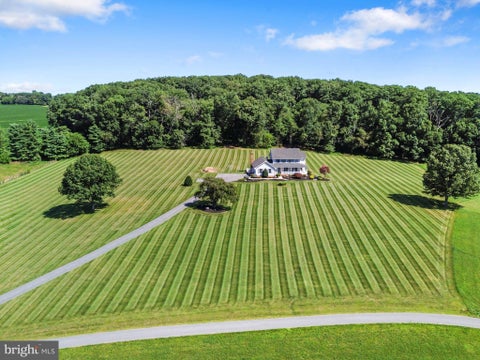 Homes For Sale - 600 Turf Farm Drive<br/> Carroll County, SYKESVILLE, MD 21784