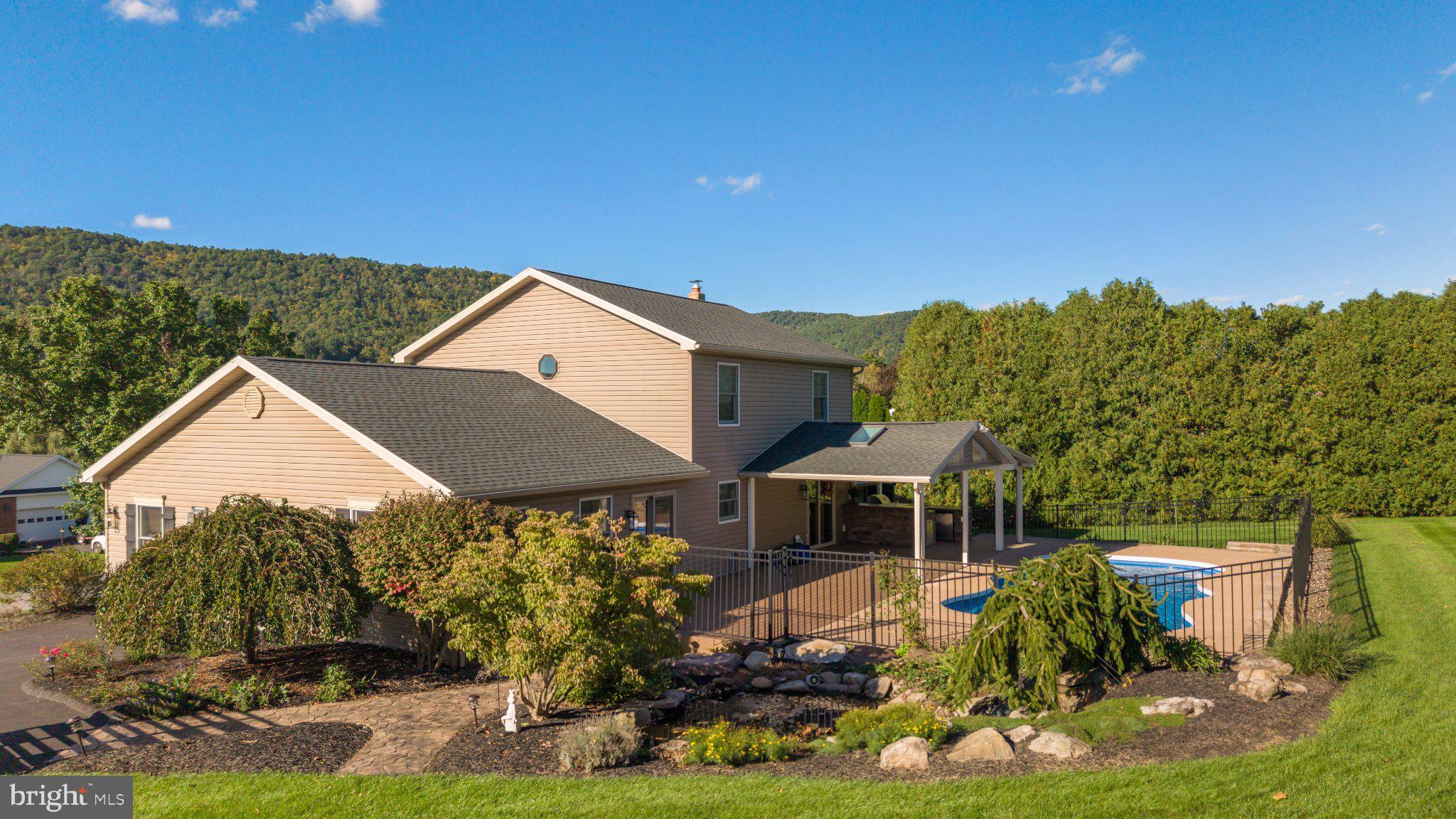 121 REICHENBAUGH LANE