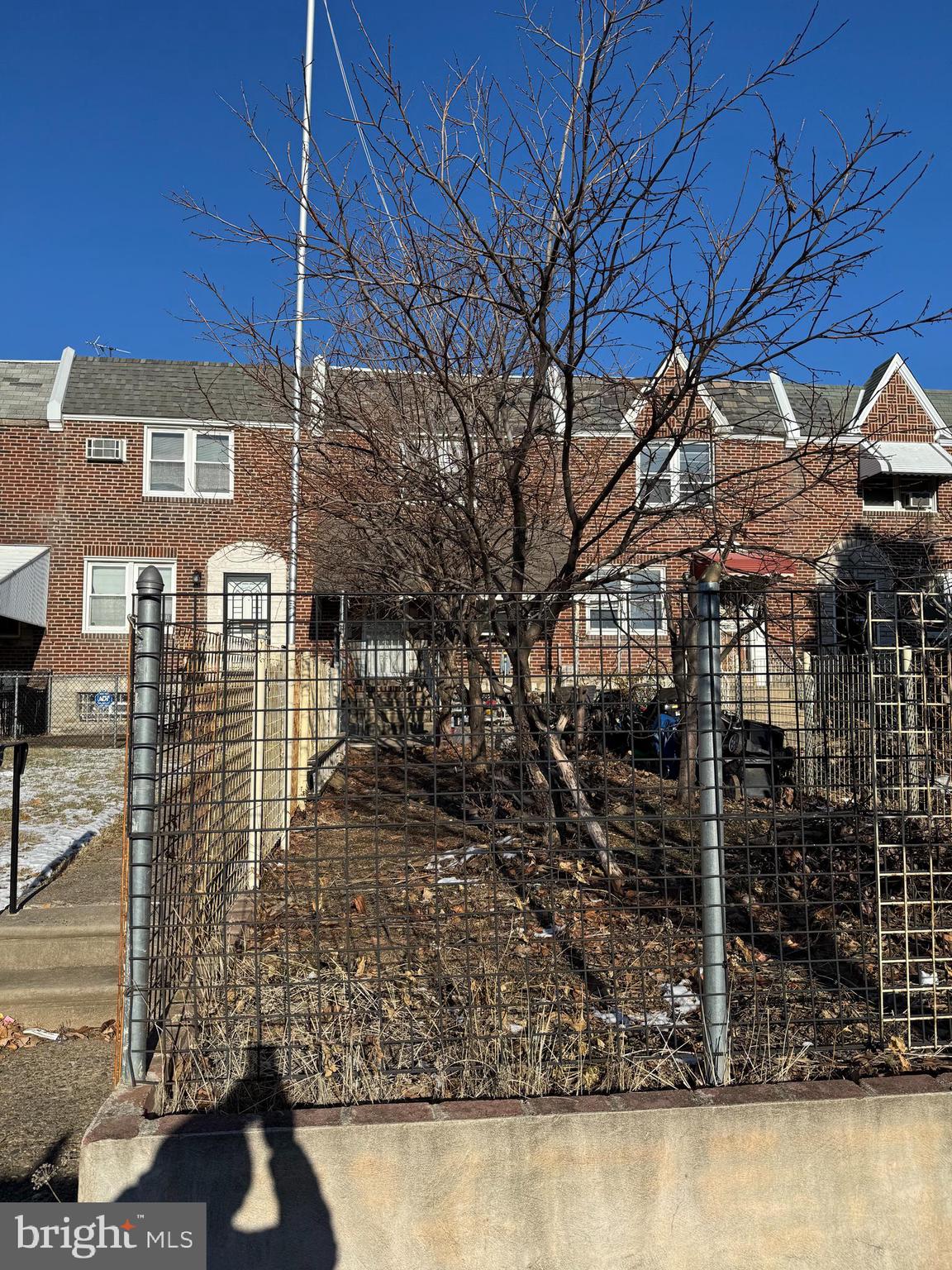 Location... Location......Location. Property closed to public Transportation, shopping, and restaurants.
Property need TLC, most importance is location.
Property sells as is. Welcome to show and make offer seller.