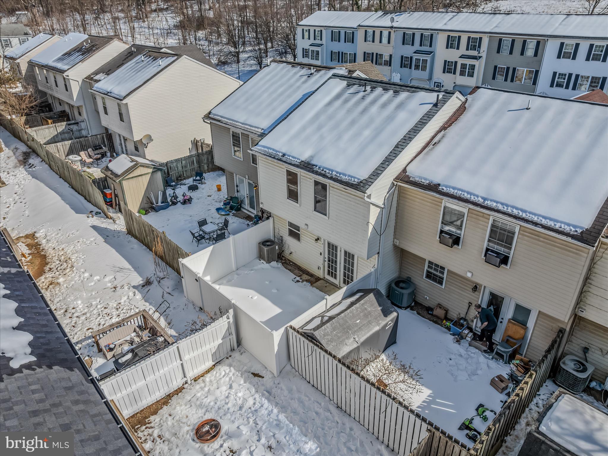 HEDGESVILLE HILLS - Residential