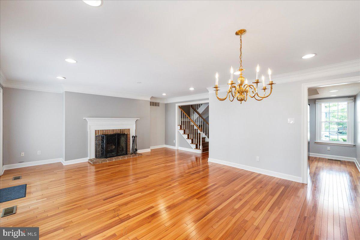 SUTPHIN PINES - Residential