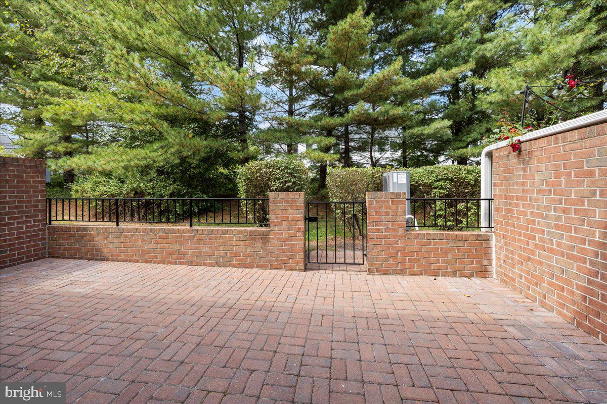 SUTPHIN PINES - Residential