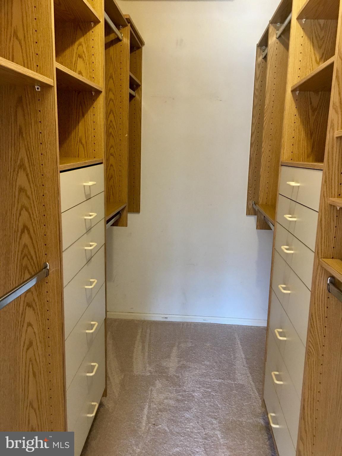 VALLEY GLEN - Residential Lease