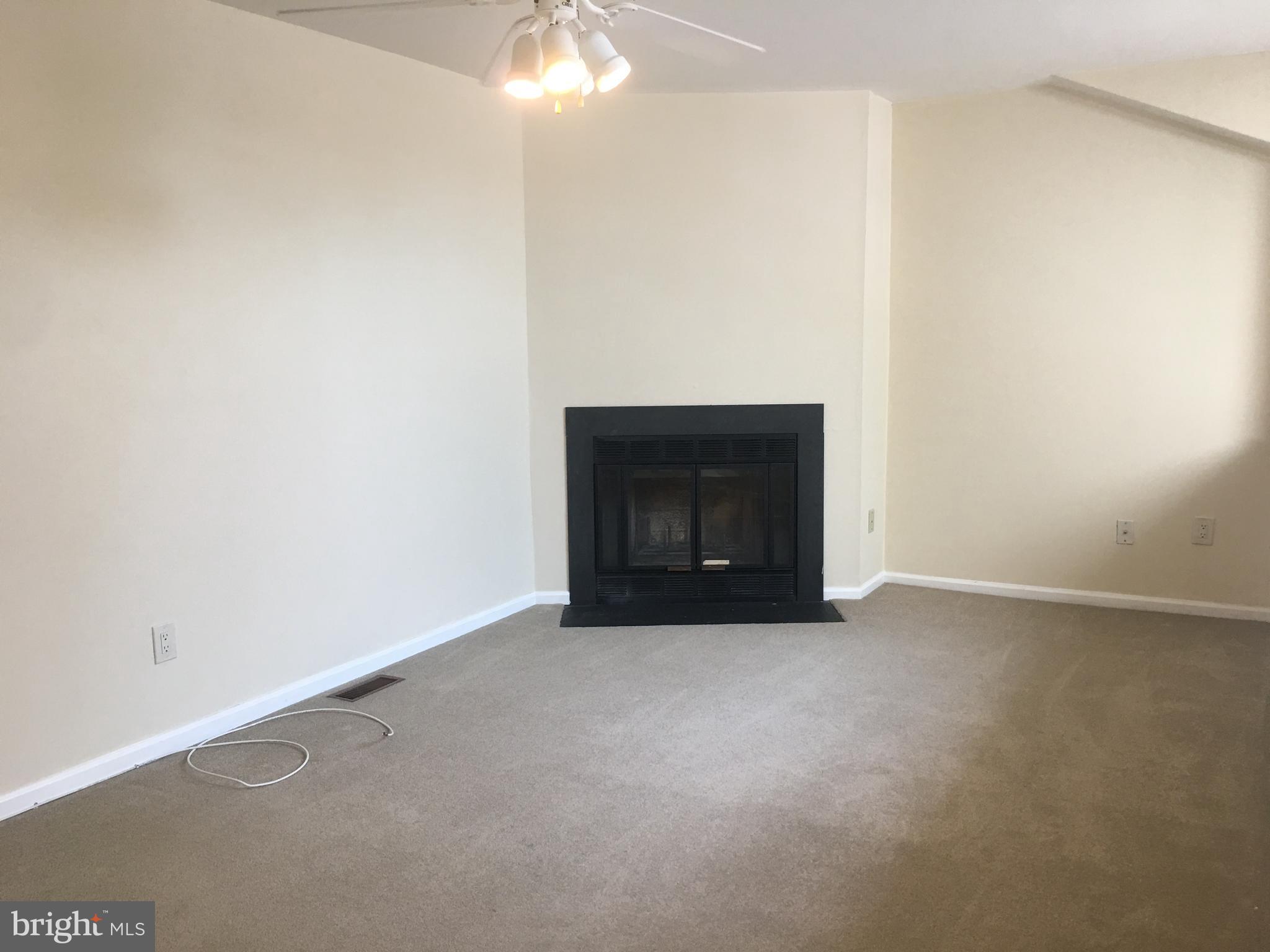 VALLEY GLEN - Residential Lease