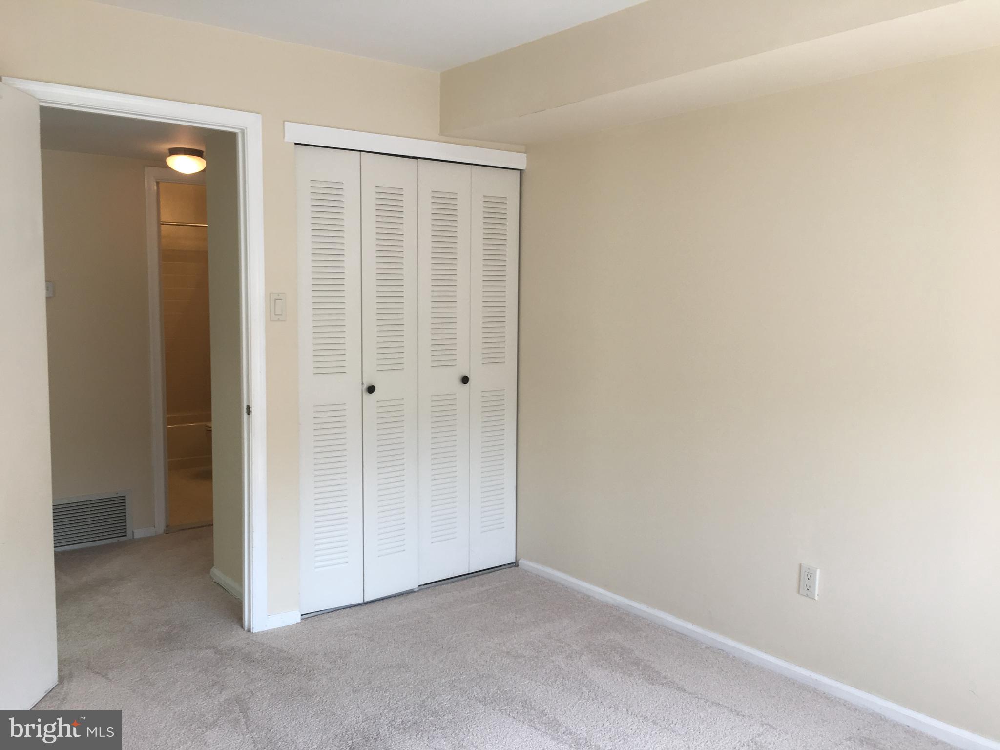 VALLEY GLEN - Residential Lease