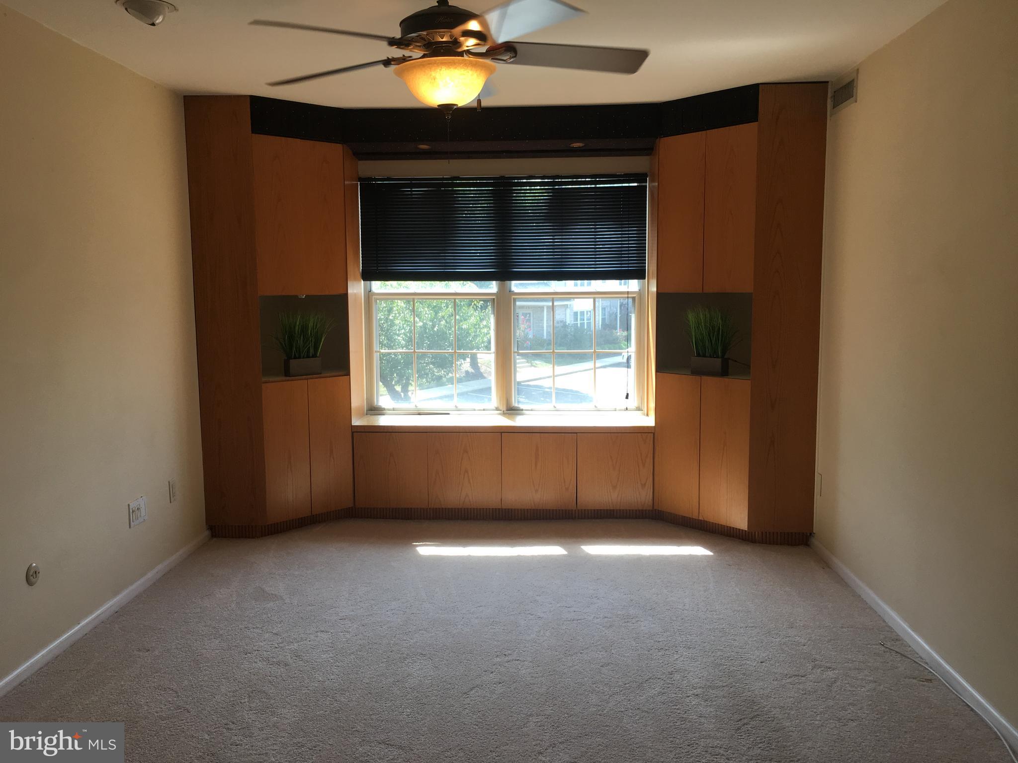 VALLEY GLEN - Residential Lease