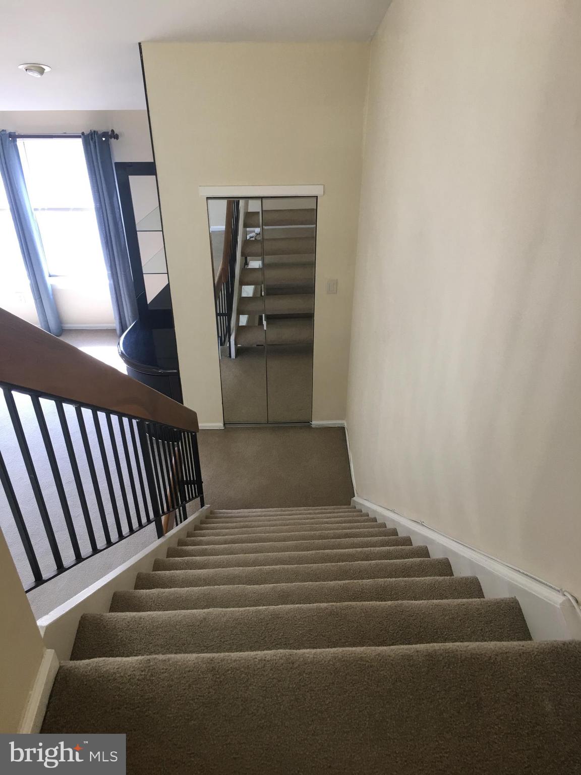 VALLEY GLEN - Residential Lease