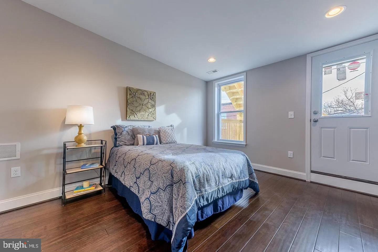 PATTERSON PARK - Residential Lease