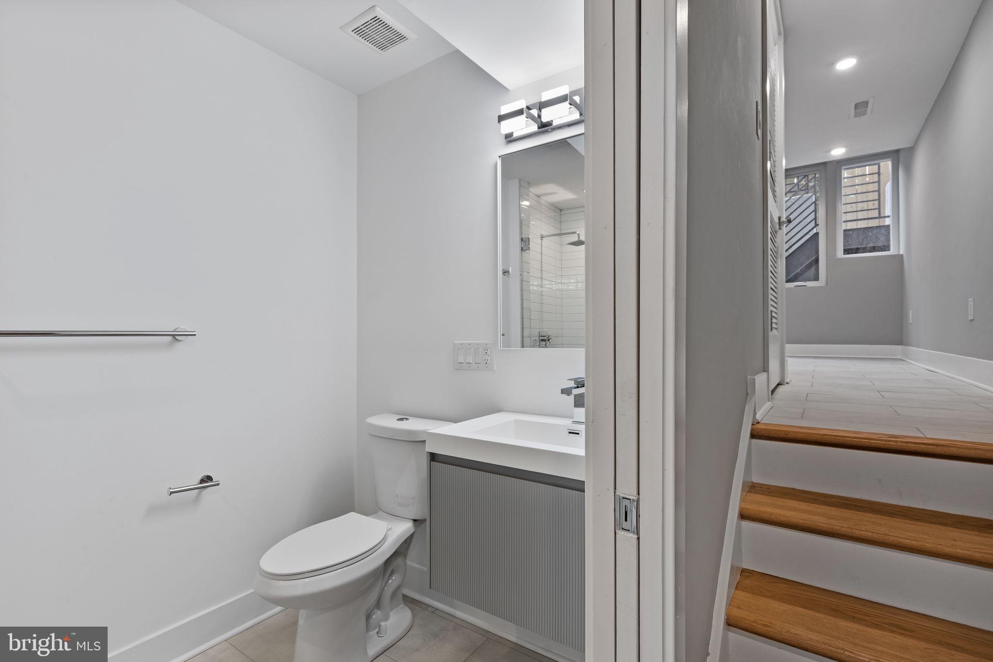 GRADUATE HOSPITAL - Residential