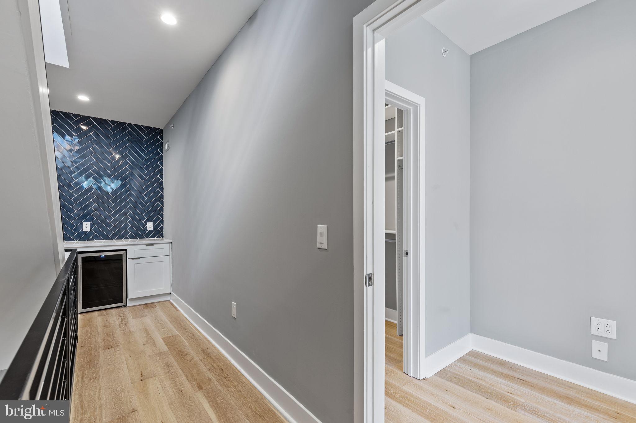 GRADUATE HOSPITAL - Residential