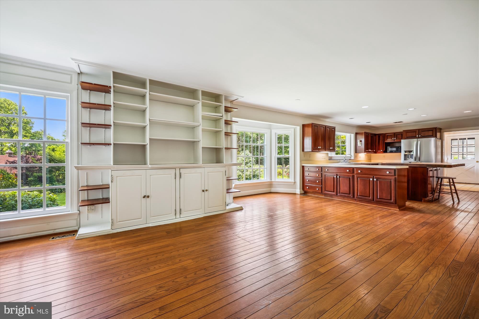 19709 GOLDEN VALLEY LANE