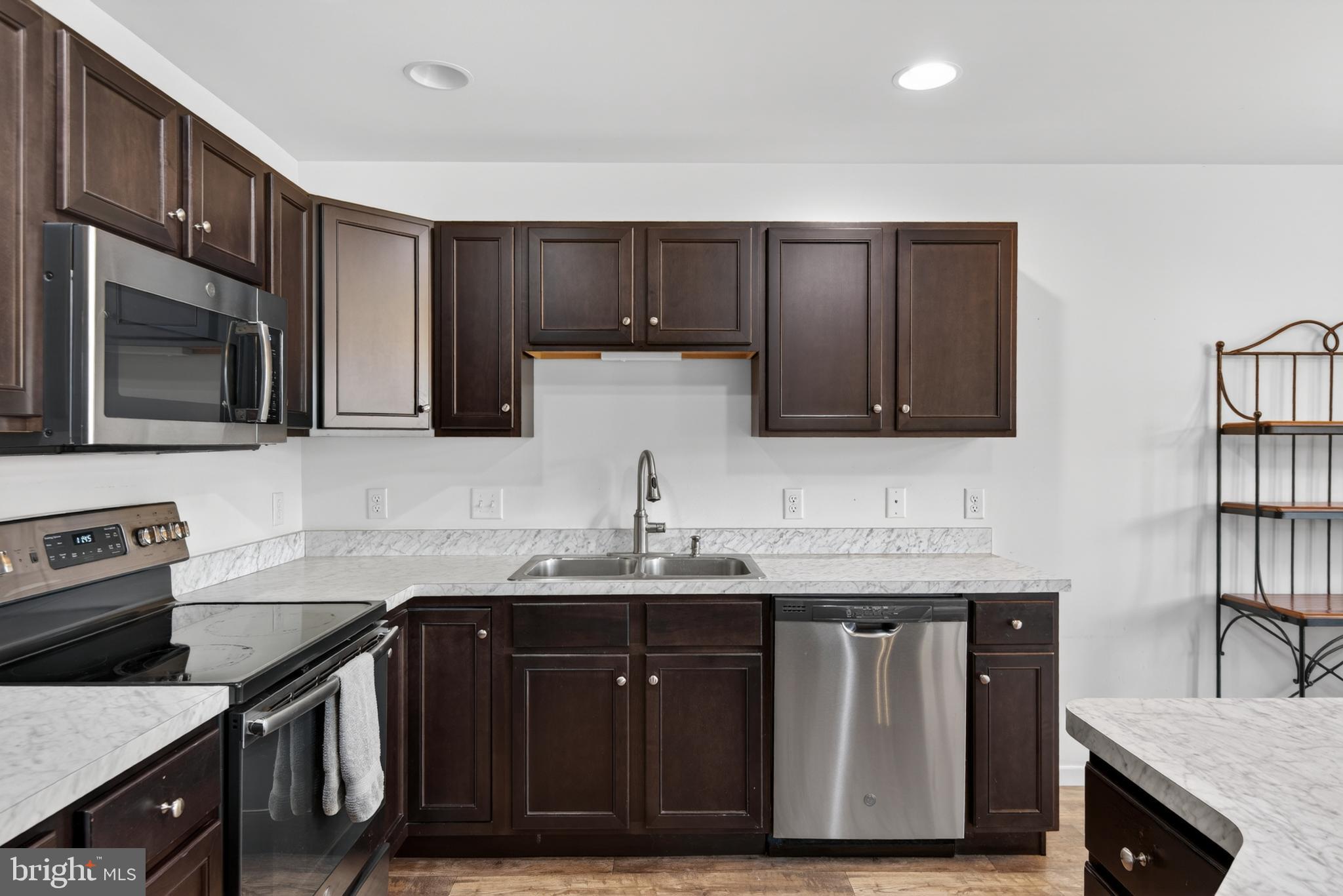 VILLAGE AT SPRINGBROOK FARMS - Residential