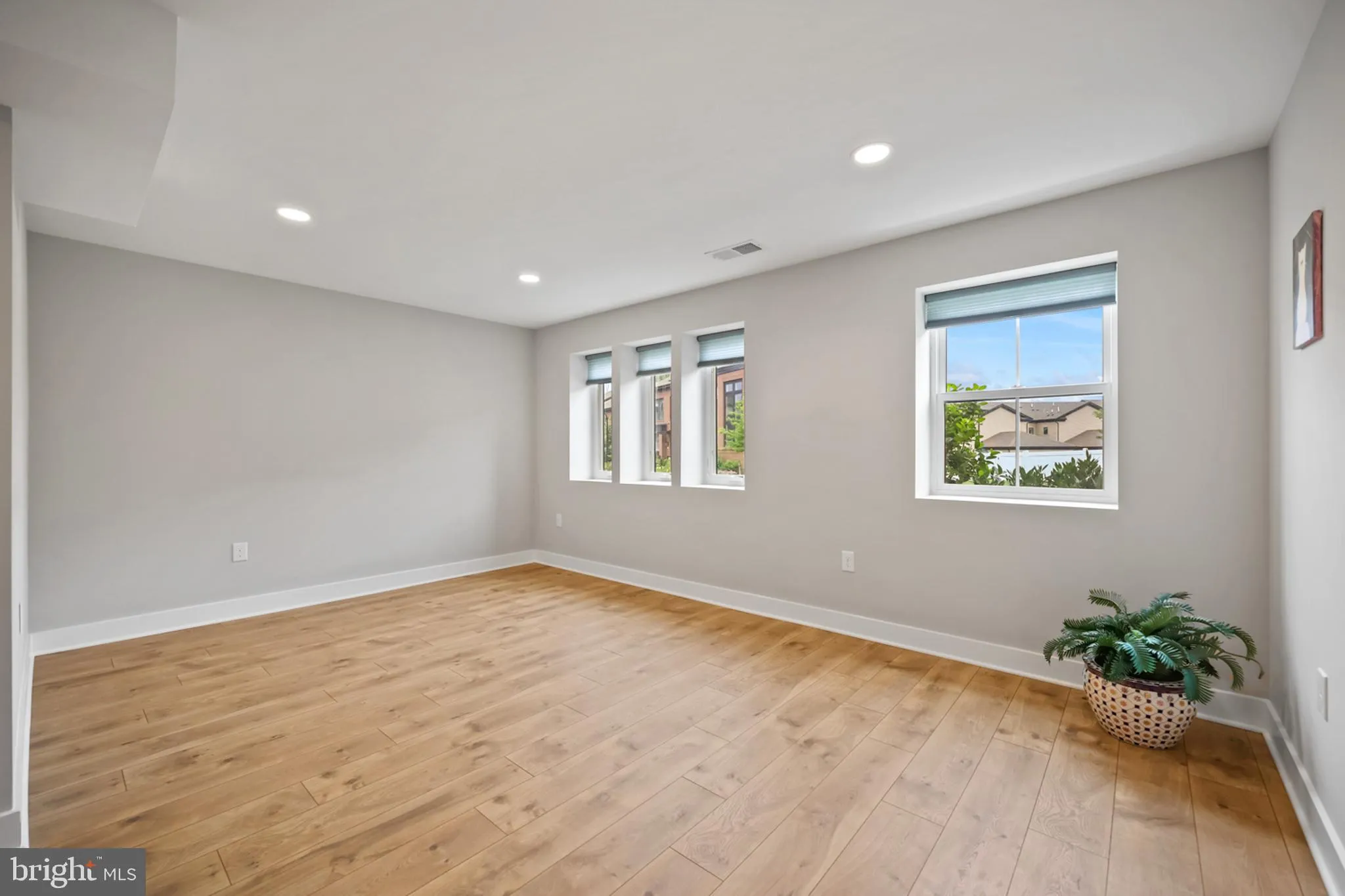 Skillman, New Jersey 08558, United States, 4 Bedrooms Bedrooms, ,5 BathroomsBathrooms,Residential,Active,157664