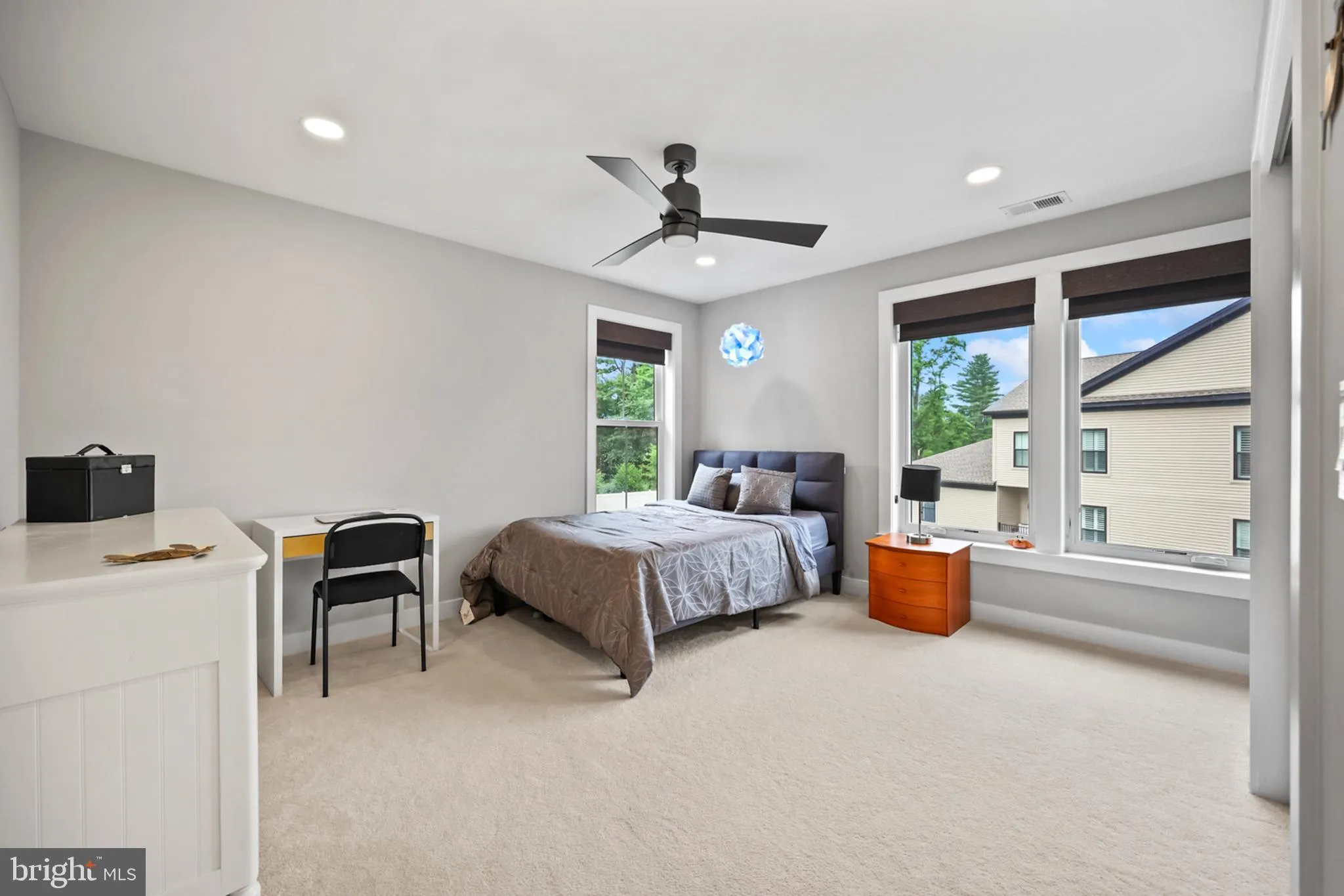 Skillman, New Jersey 08558, United States, 4 Bedrooms Bedrooms, ,5 BathroomsBathrooms,Residential,Active,157664