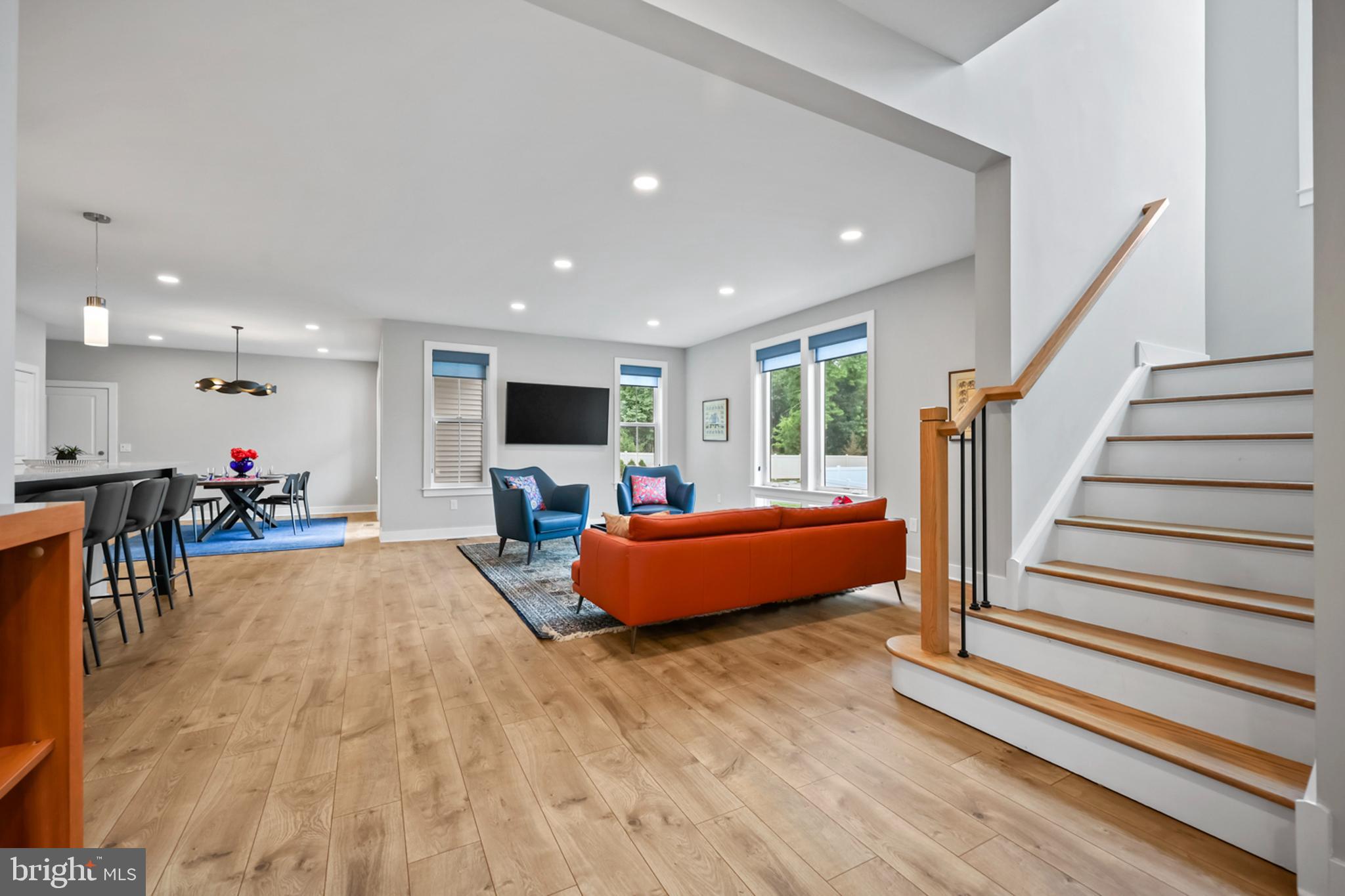 15 E HARTWICK DRIVE
