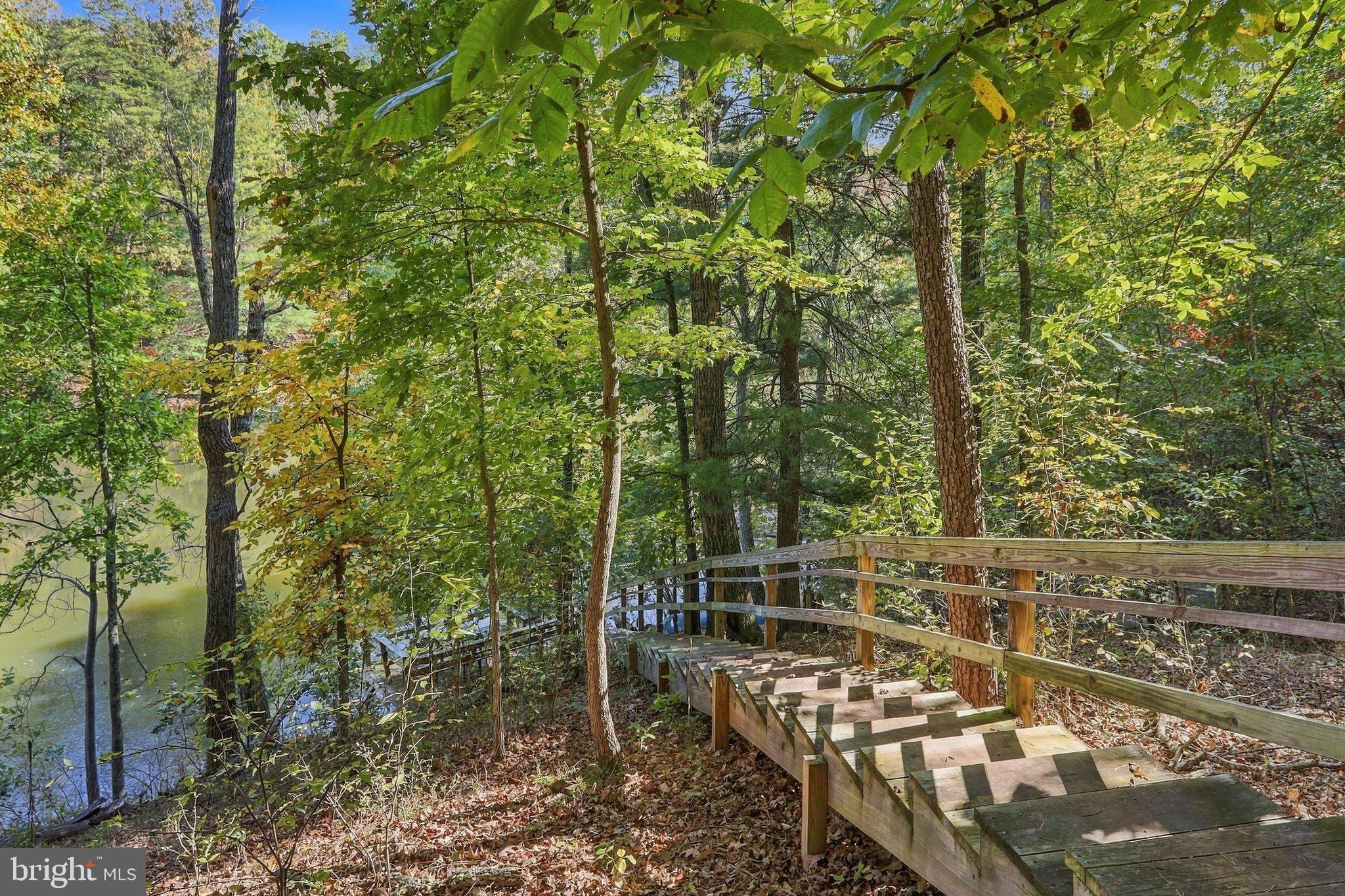 306 TANAGER LANE