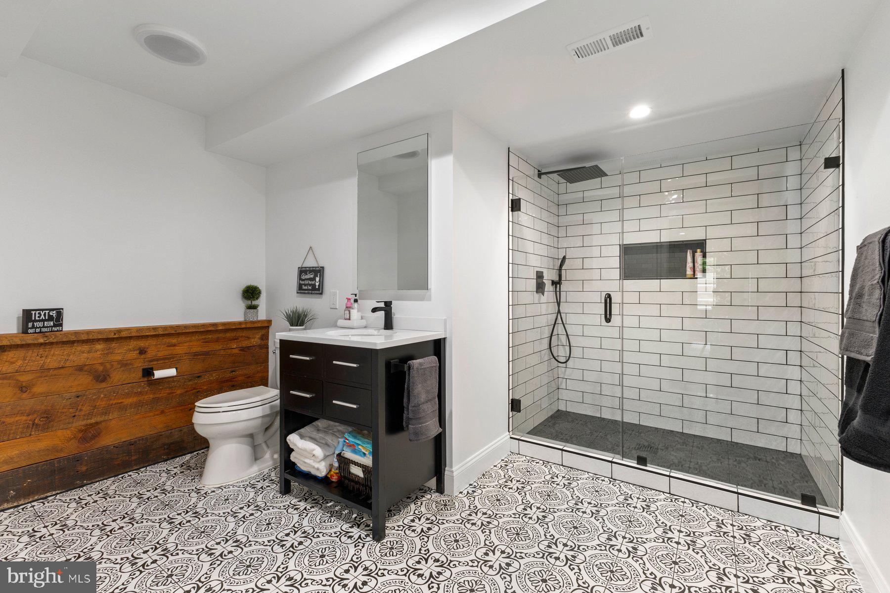 KINGS BRIDGE - Residential