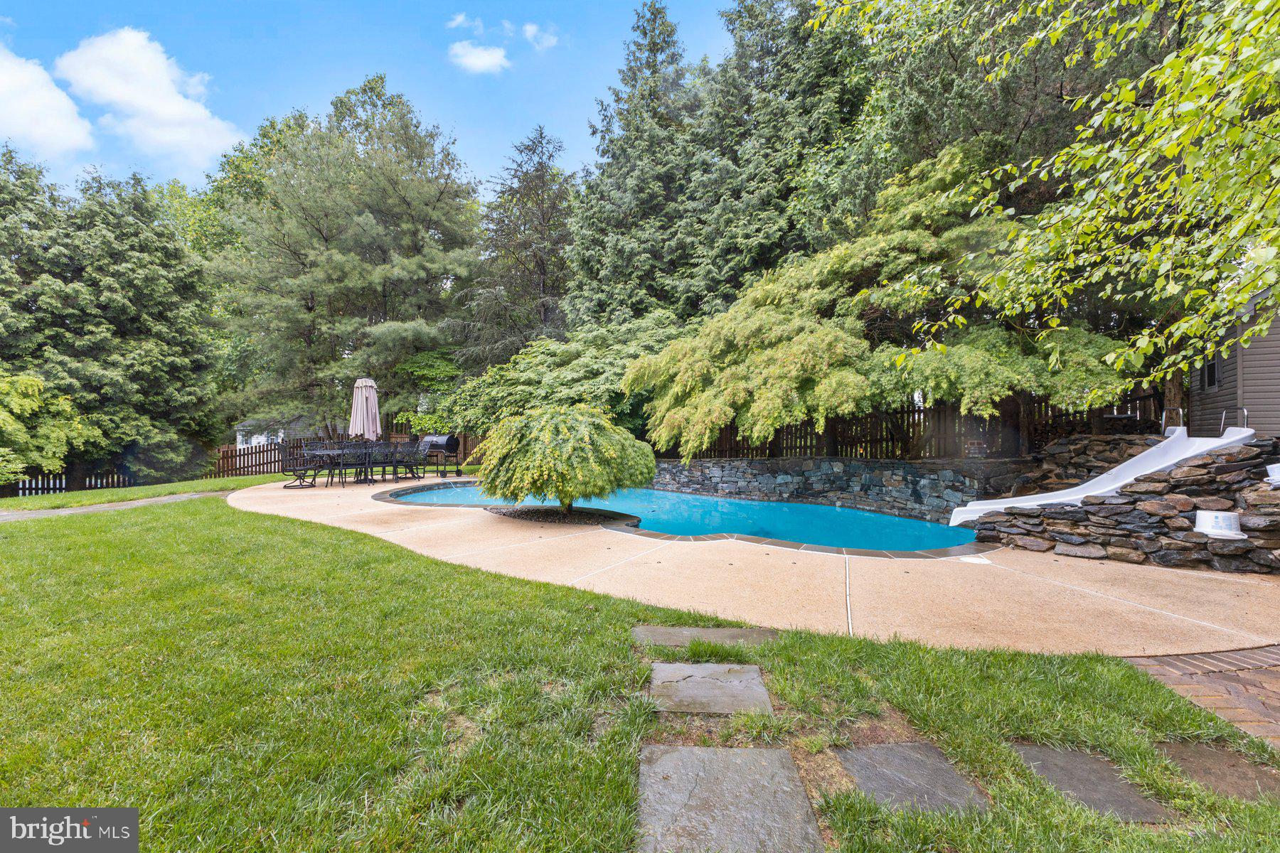 KINGS BRIDGE - Residential