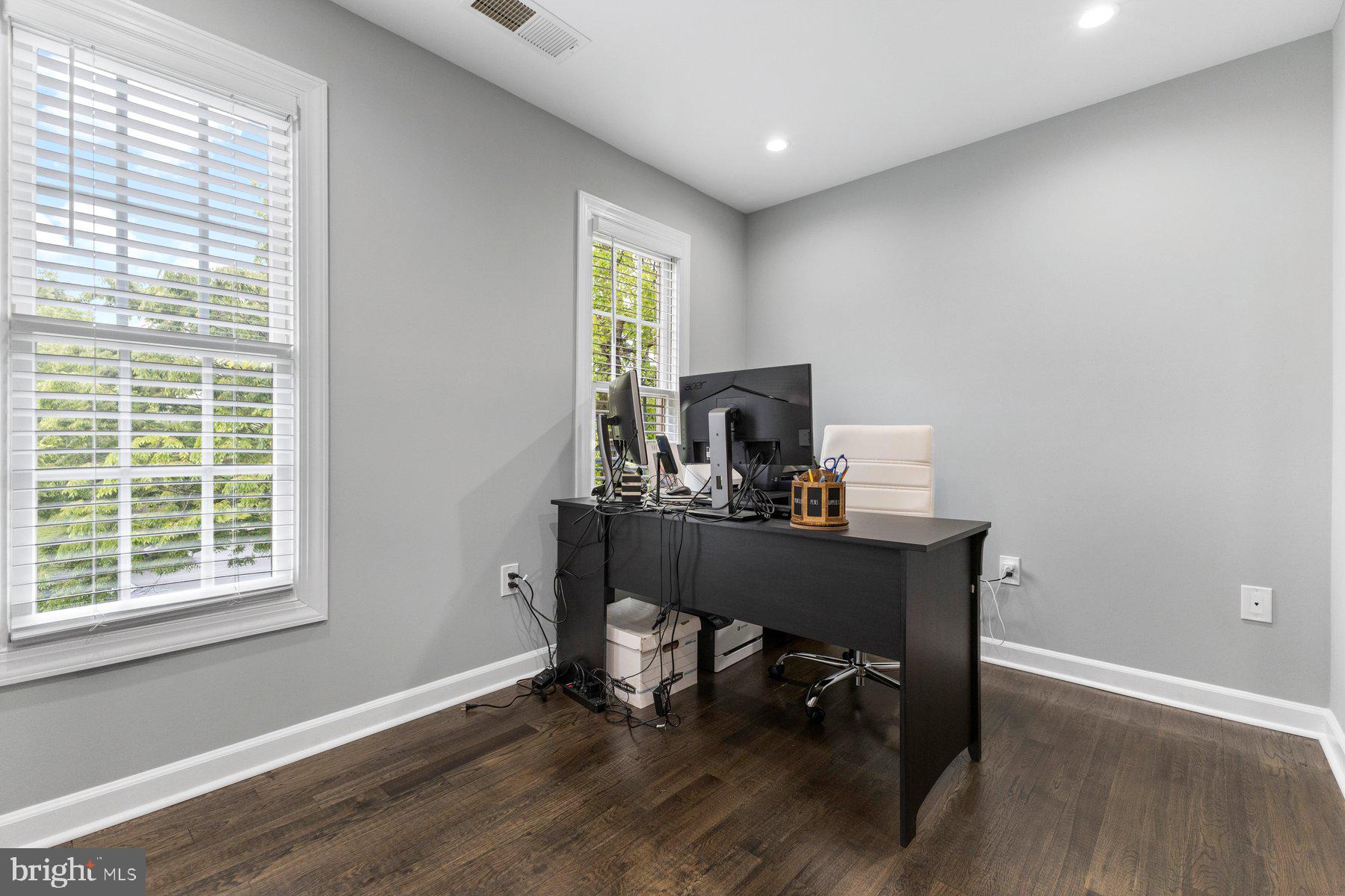 KINGS BRIDGE - Residential