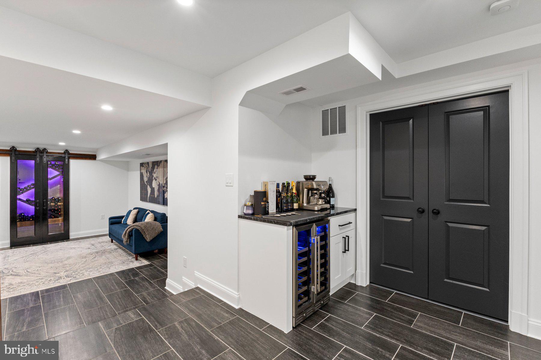 KINGS BRIDGE - Residential