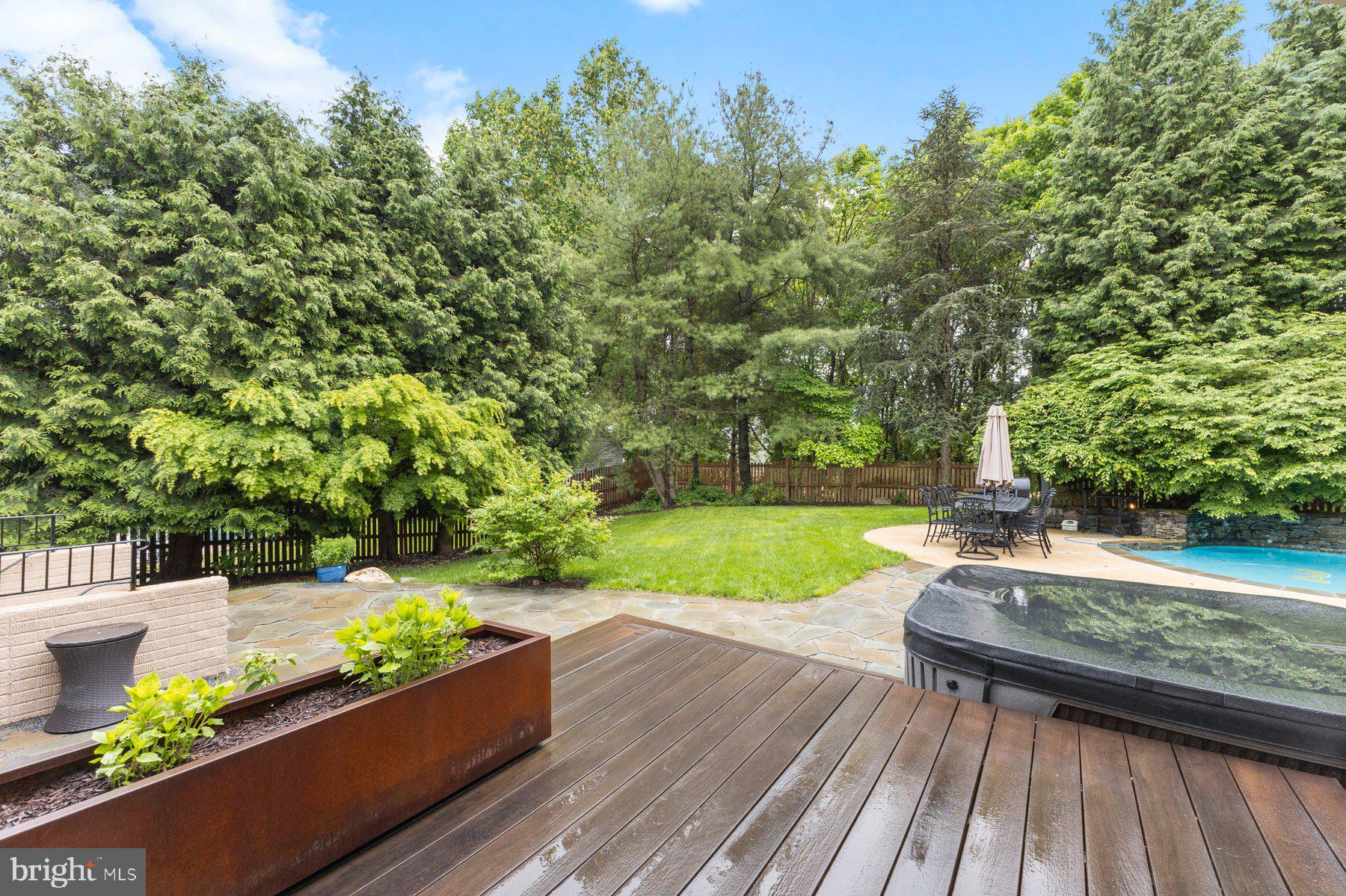 KINGS BRIDGE - Residential