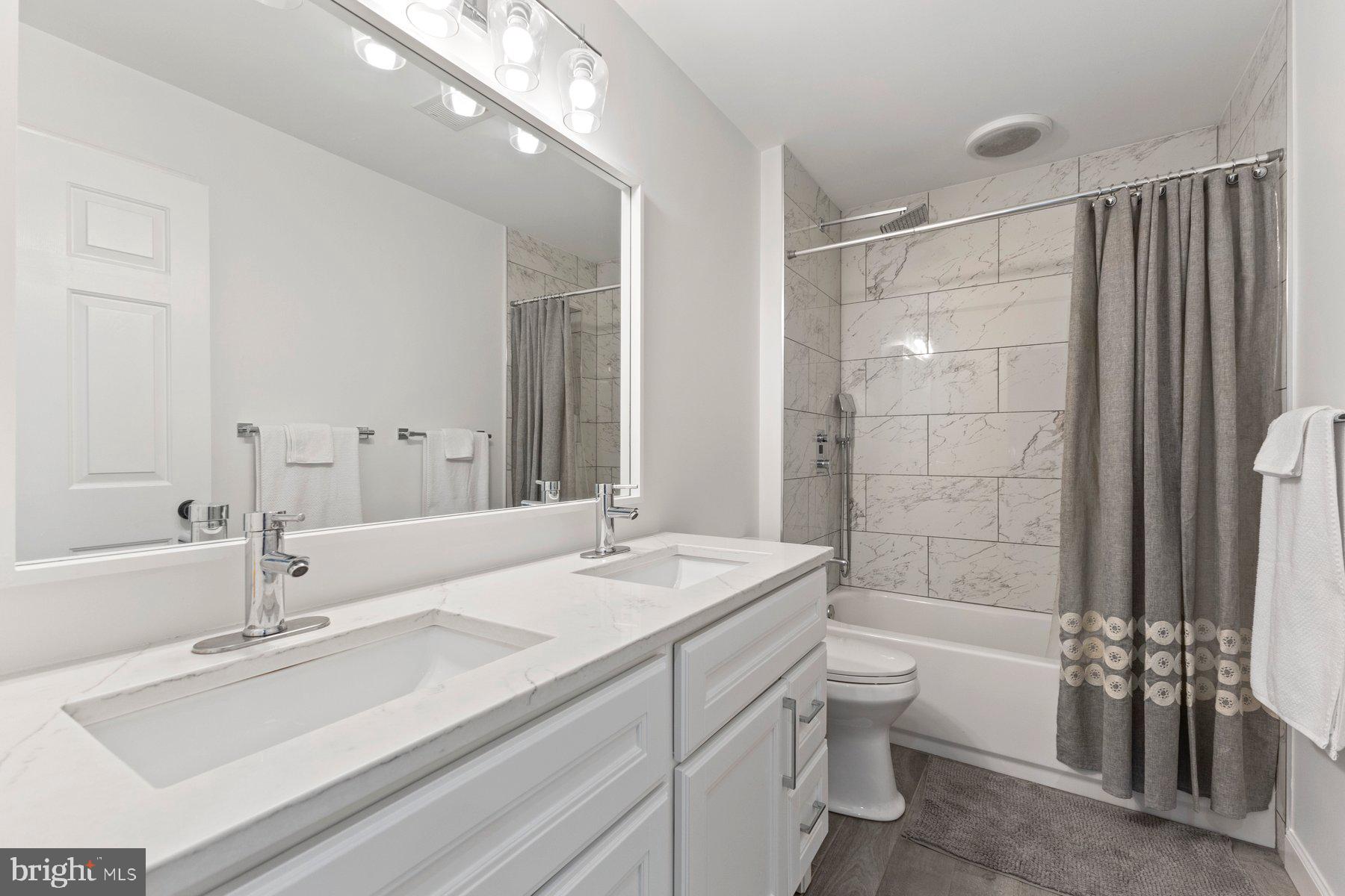 KINGS BRIDGE - Residential