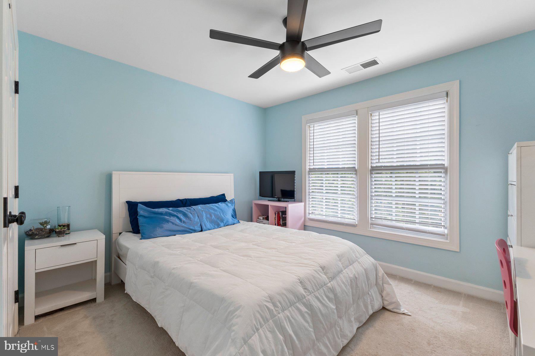 KINGS BRIDGE - Residential