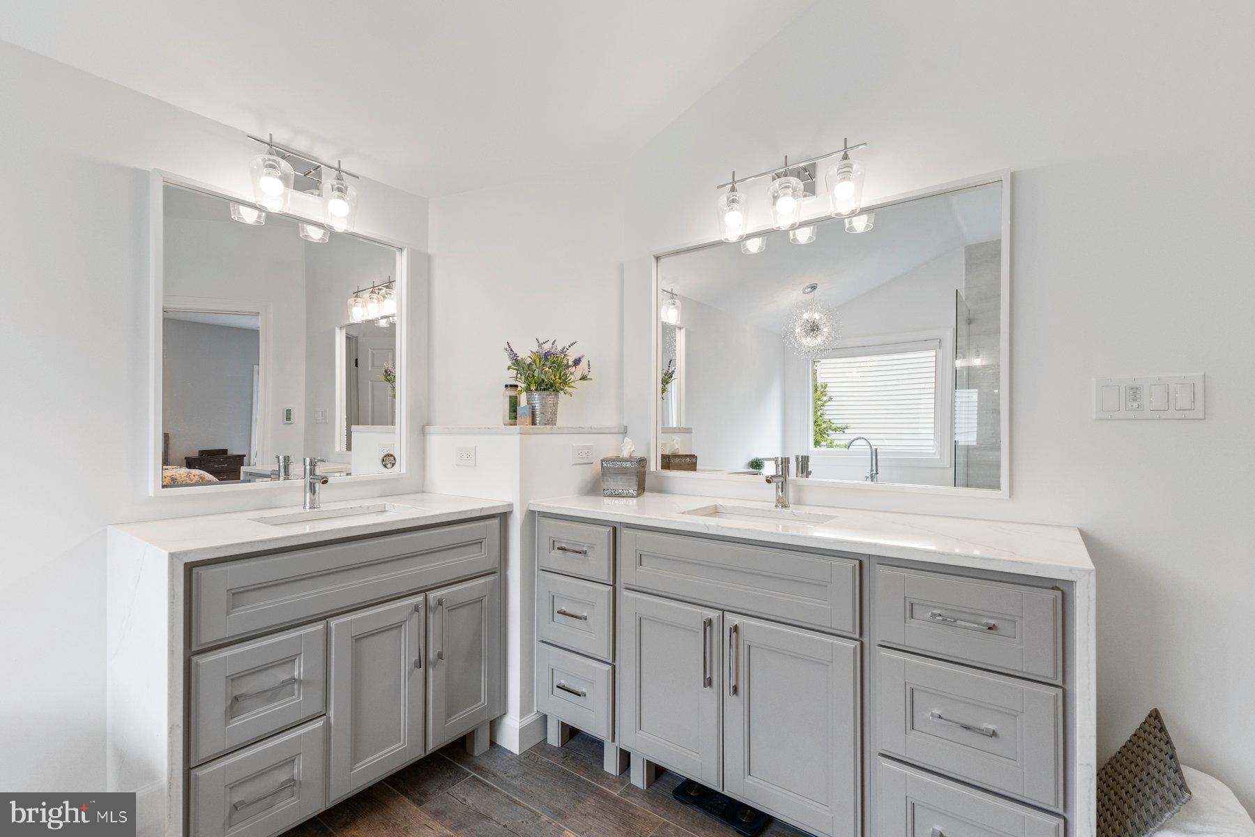 KINGS BRIDGE - Residential