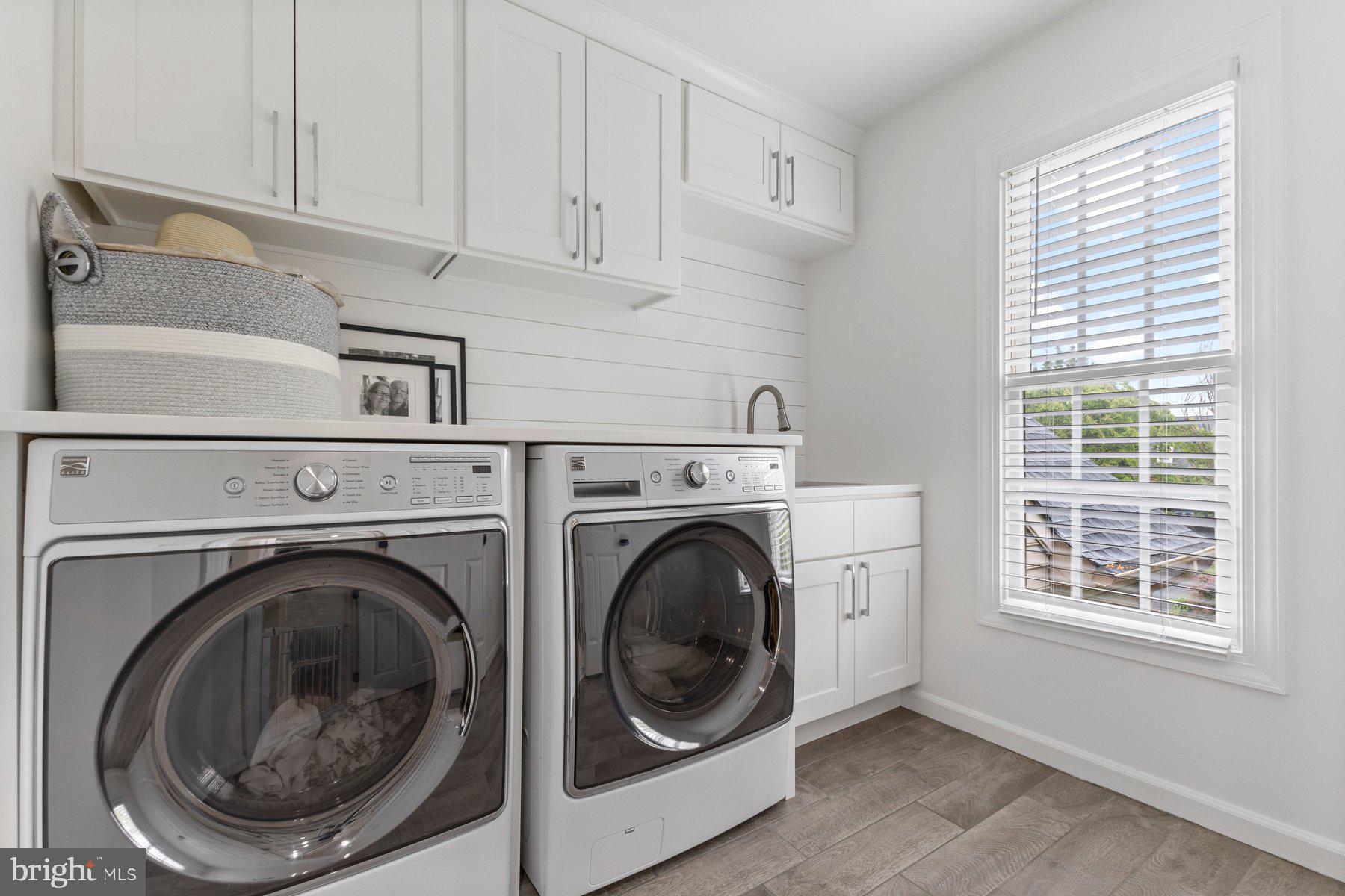 KINGS BRIDGE - Residential