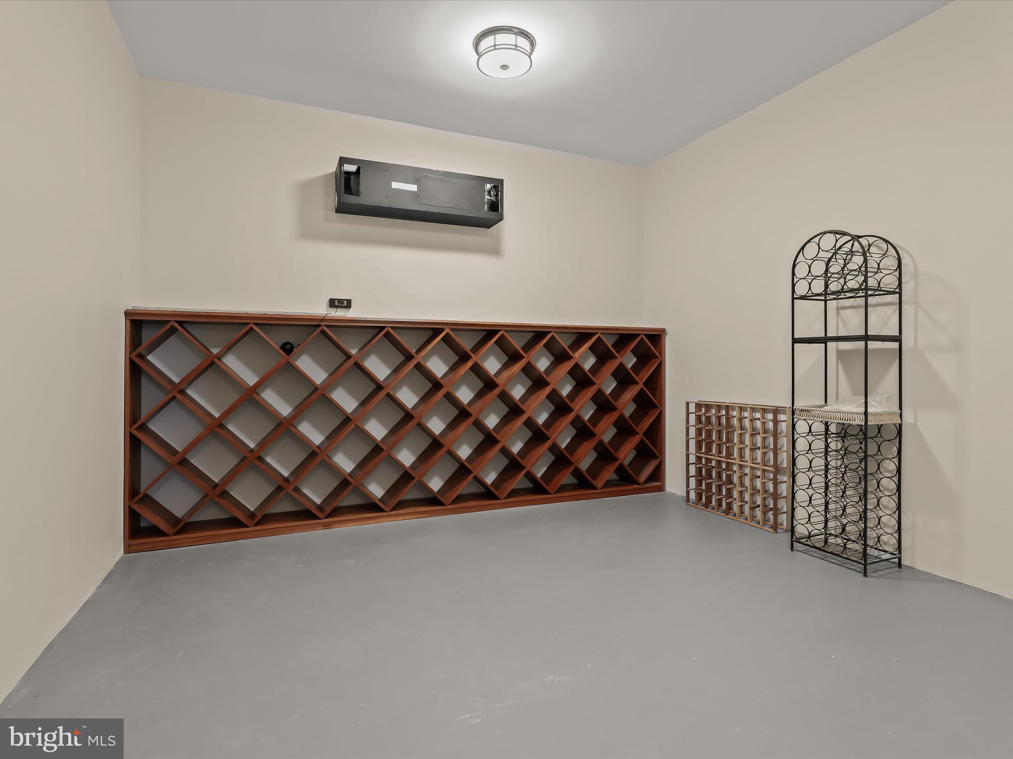 PIKESVILLE - Residential