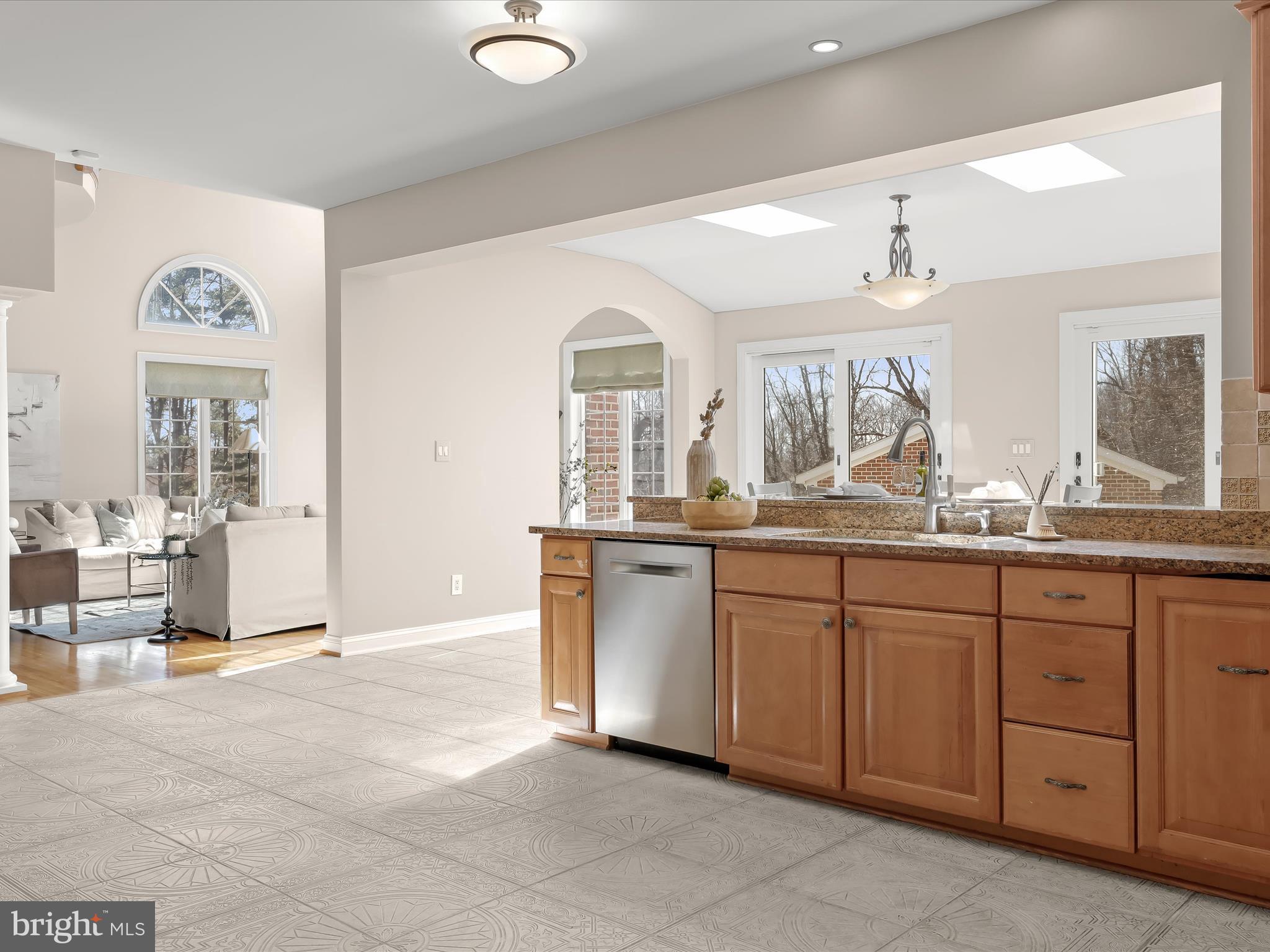 PIKESVILLE - Residential