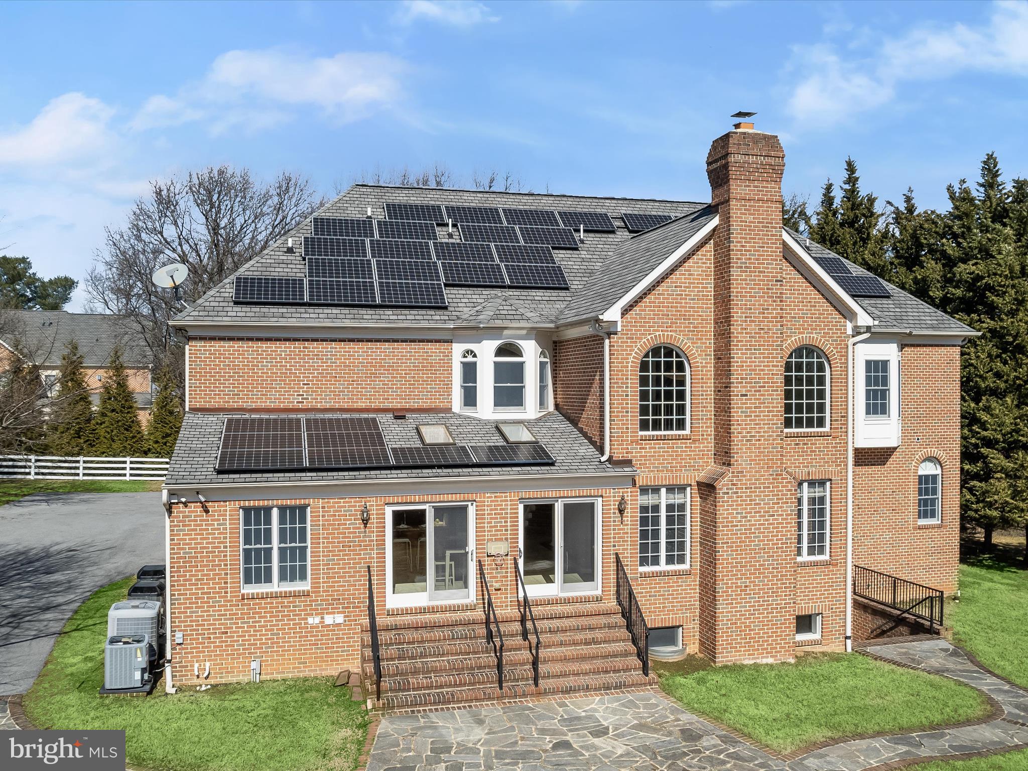 PIKESVILLE - Residential