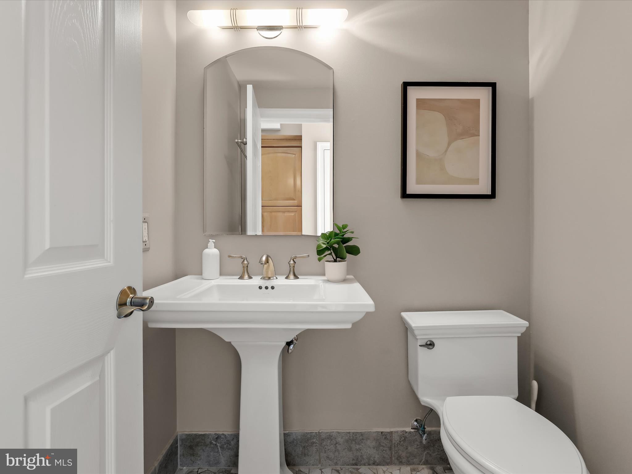 PIKESVILLE - Residential