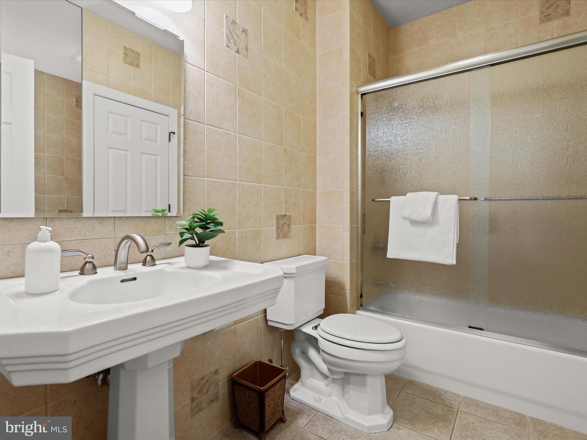 PIKESVILLE - Residential