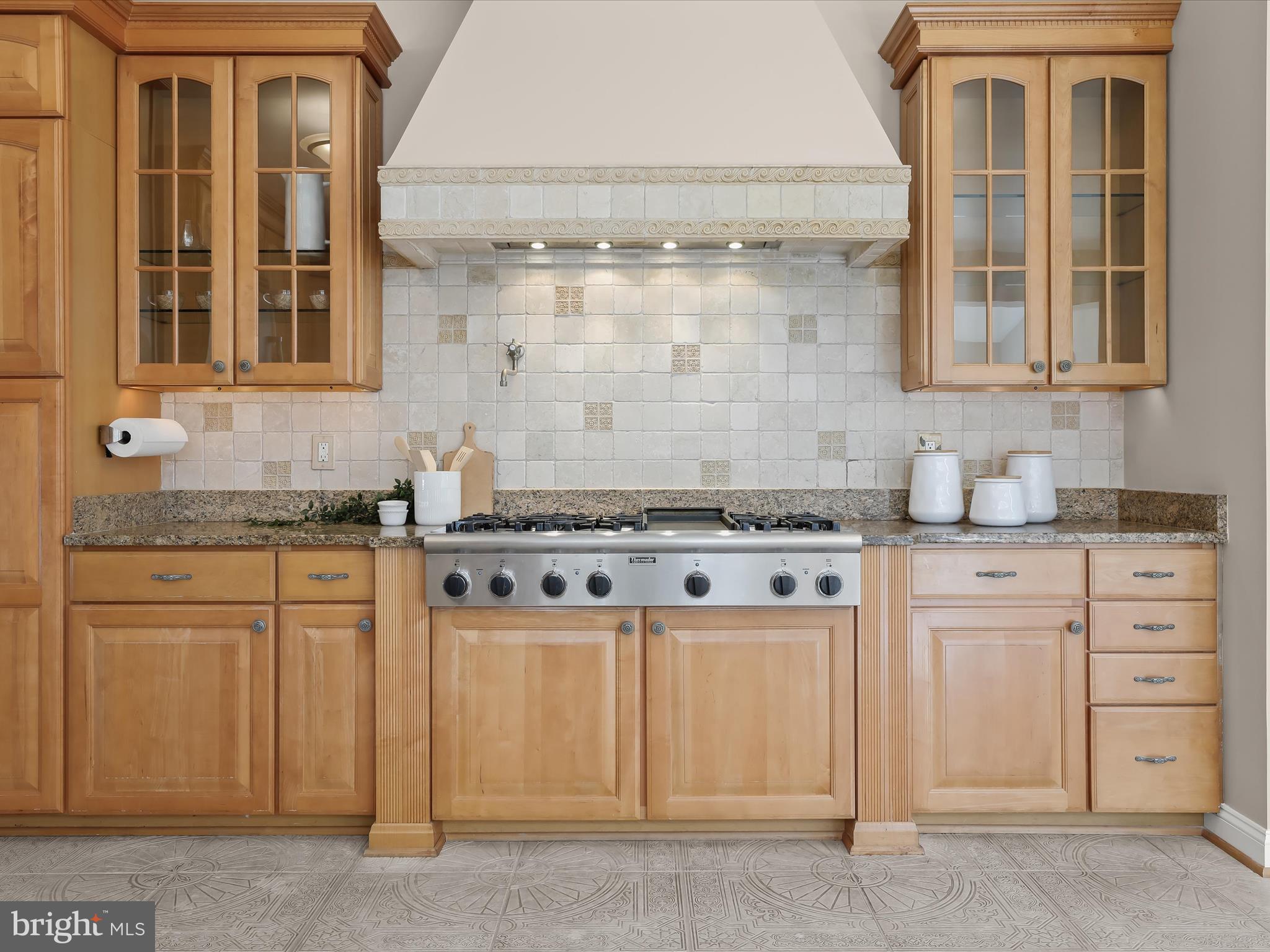 PIKESVILLE - Residential